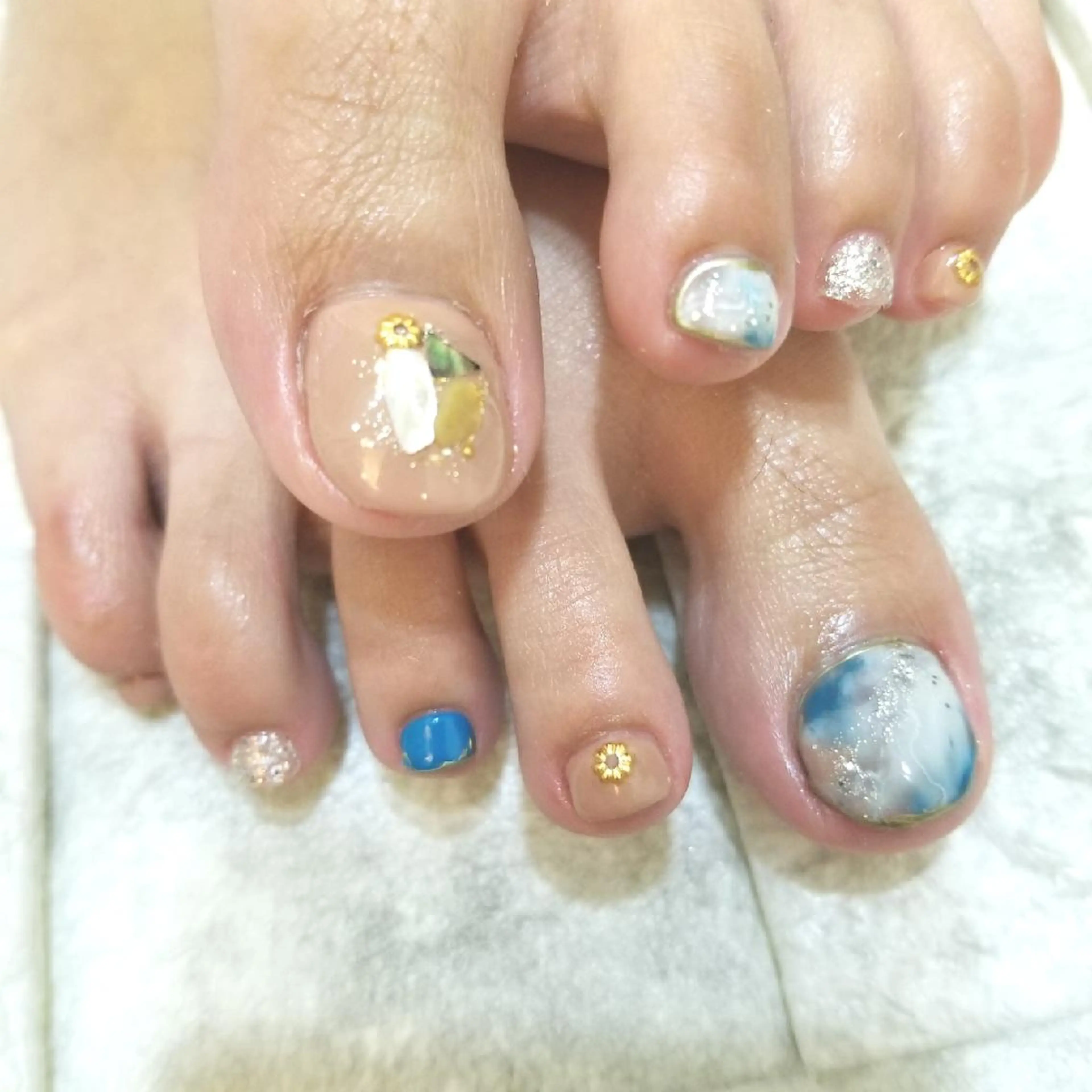 ネイル アートネイル フットネイル nijiiro🌈 サトウのネイルデザイン