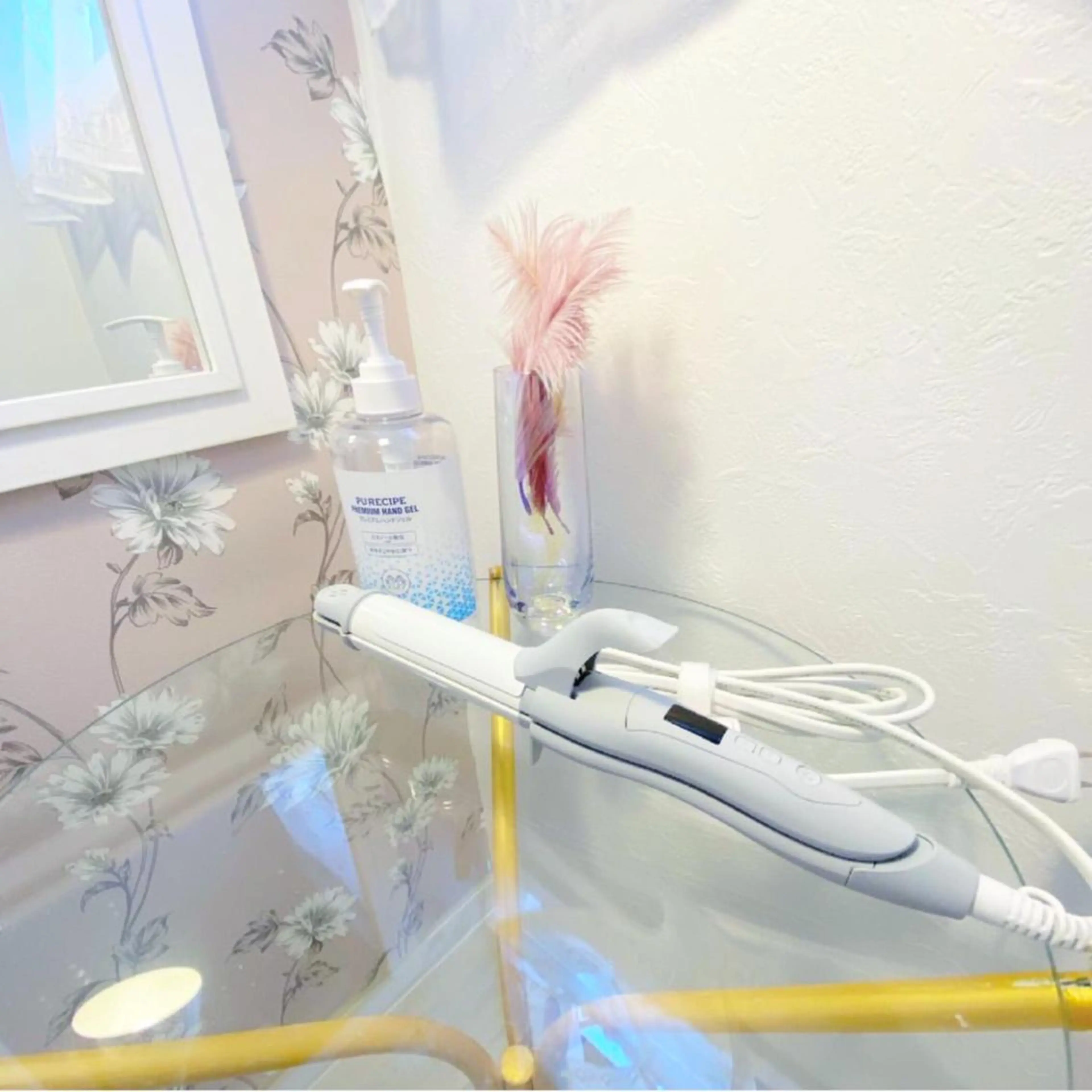 ネイル マツエク・マツパ アイブロウ ワックス脱毛専門店 ICE  池袋の眉毛・アイブロウイメージ