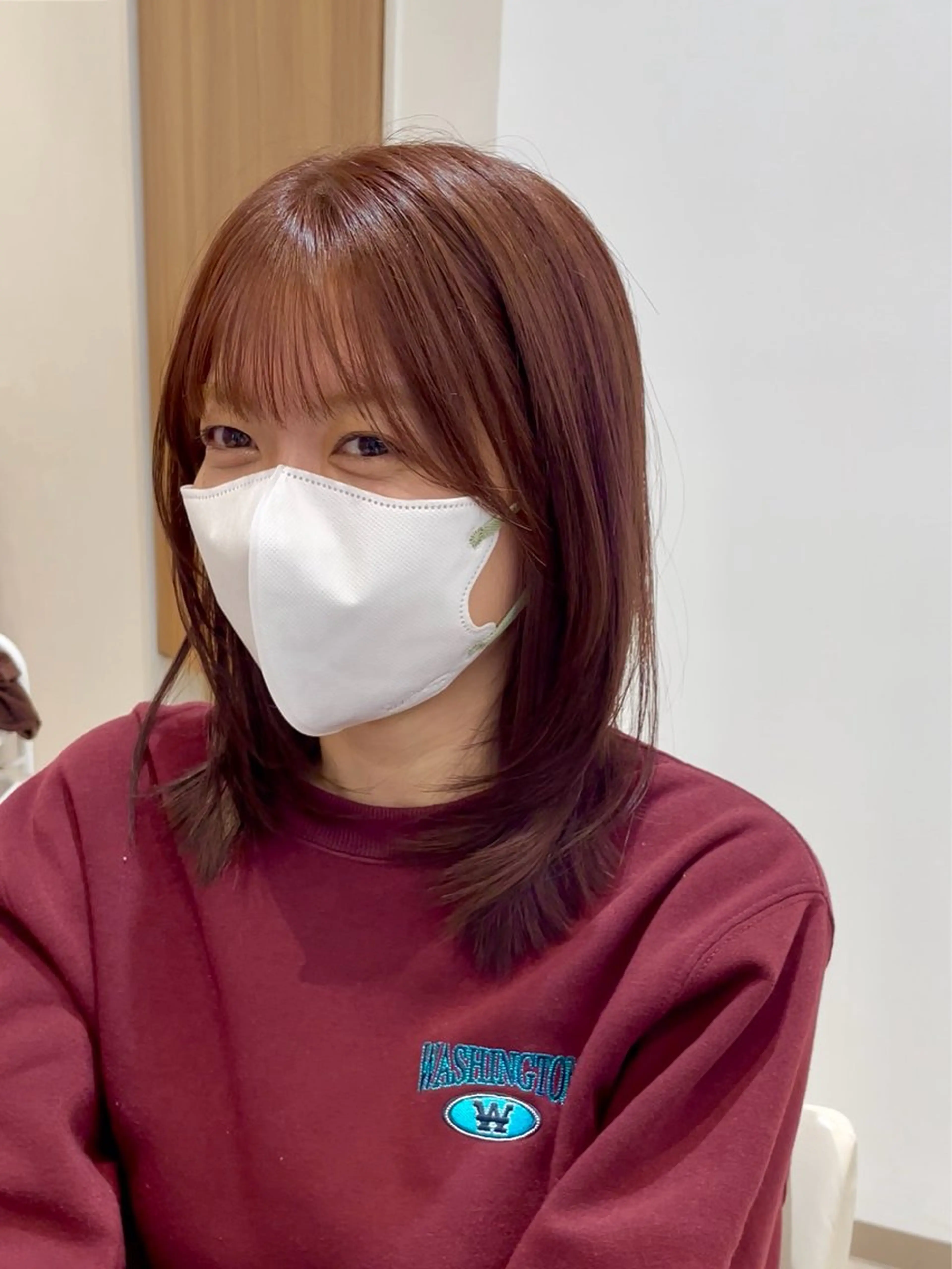 ミディアム カラー ミディアムレイヤー ピンクカラー レイヤーカット カット ヘアカラー ヘッドスパ 髪質改善ケア/透明感 カラー伊藤 千尋のヘアスタイル