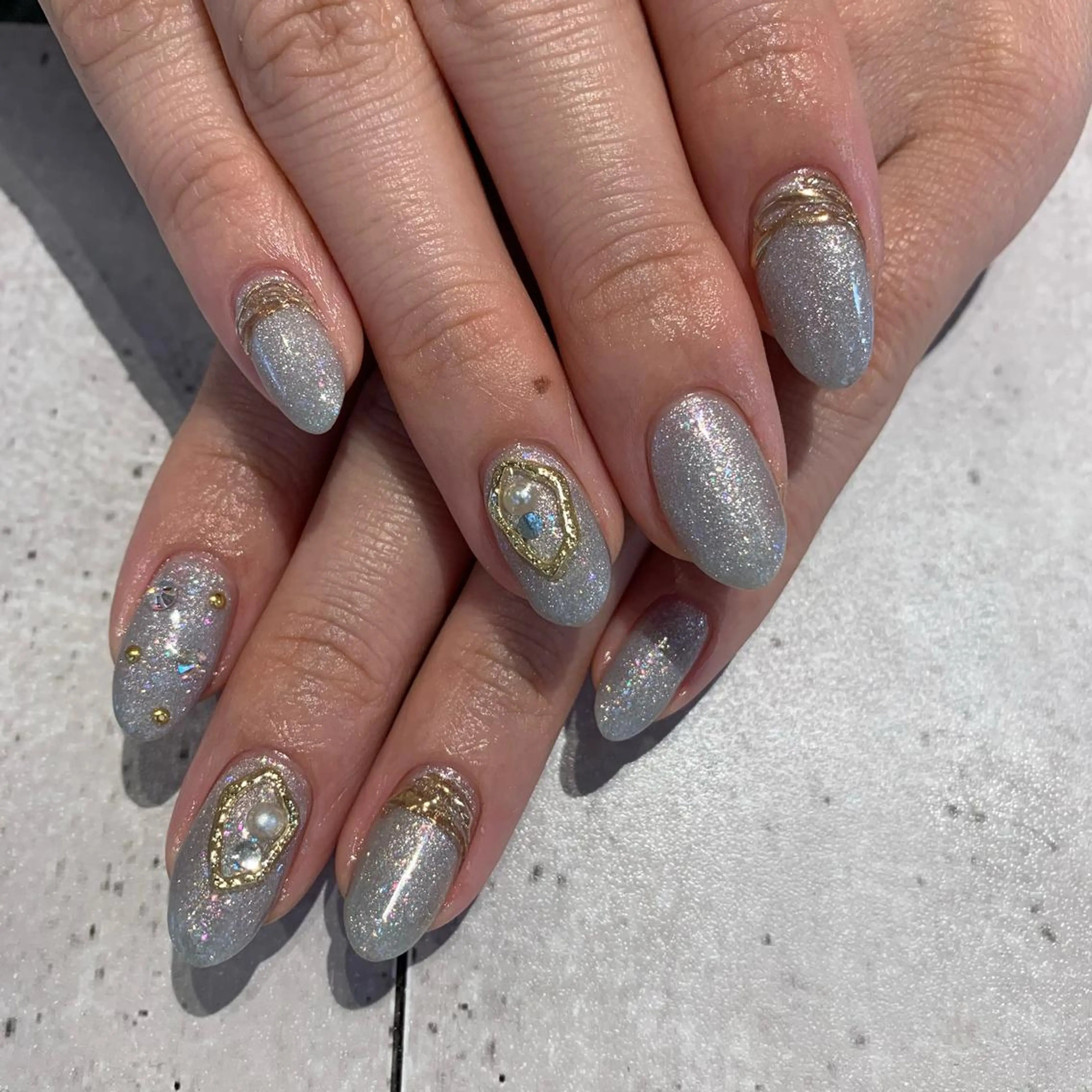 ネイル マグネットネイル 渡邊 束紗のネイルデザイン