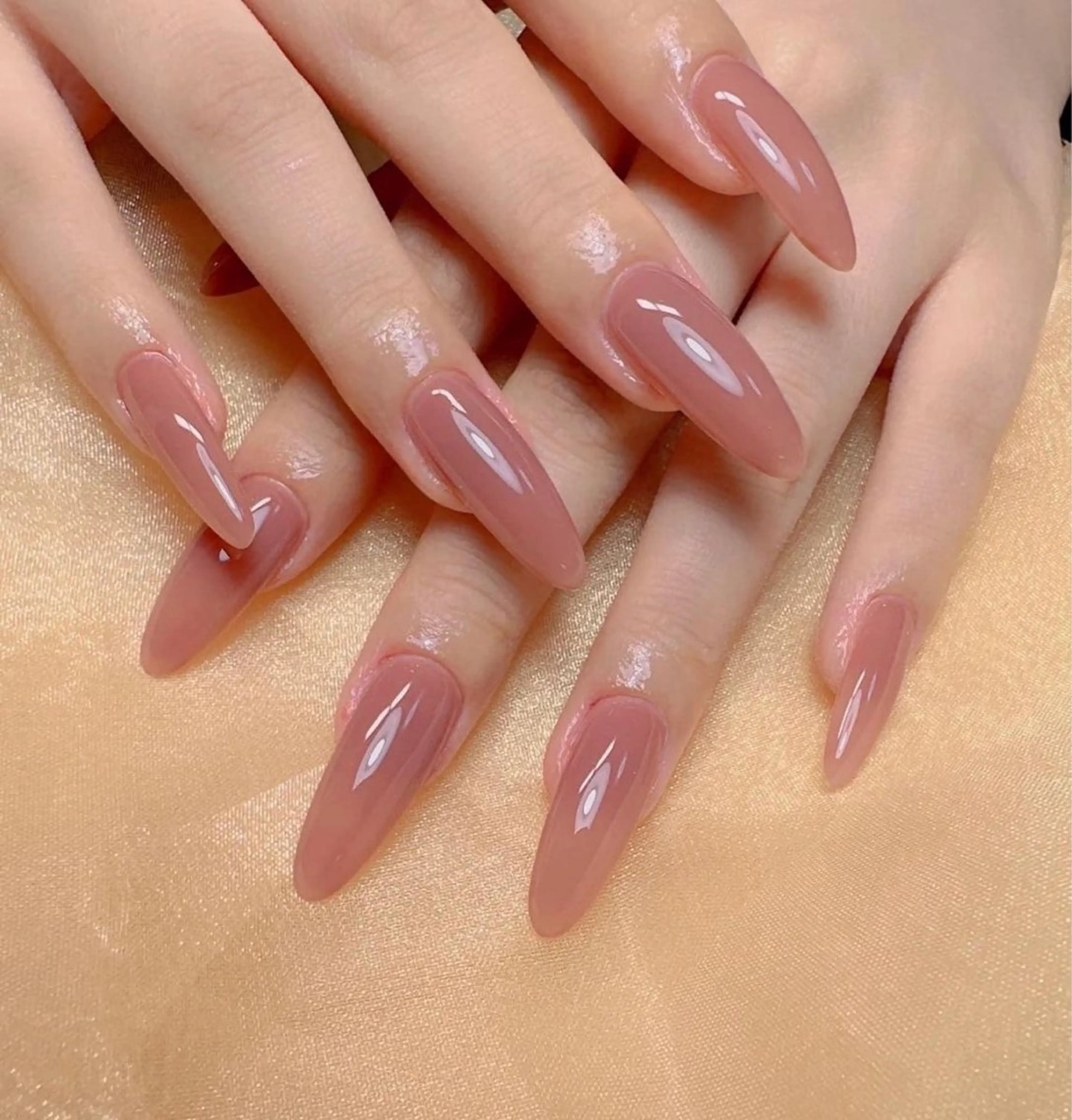 ネイル Henna nailのネイルデザイン