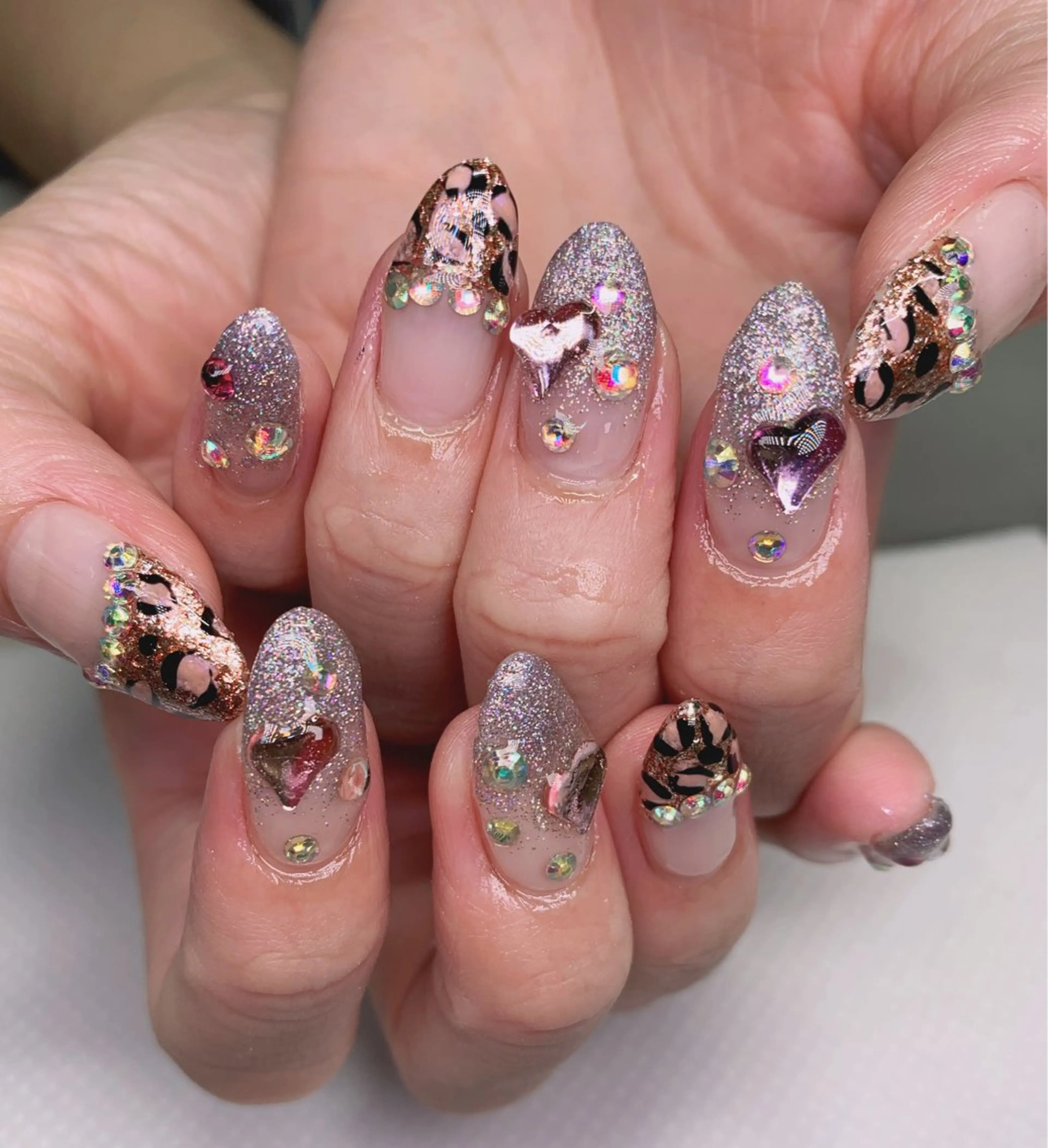 ネイル miu miuのネイルデザイン