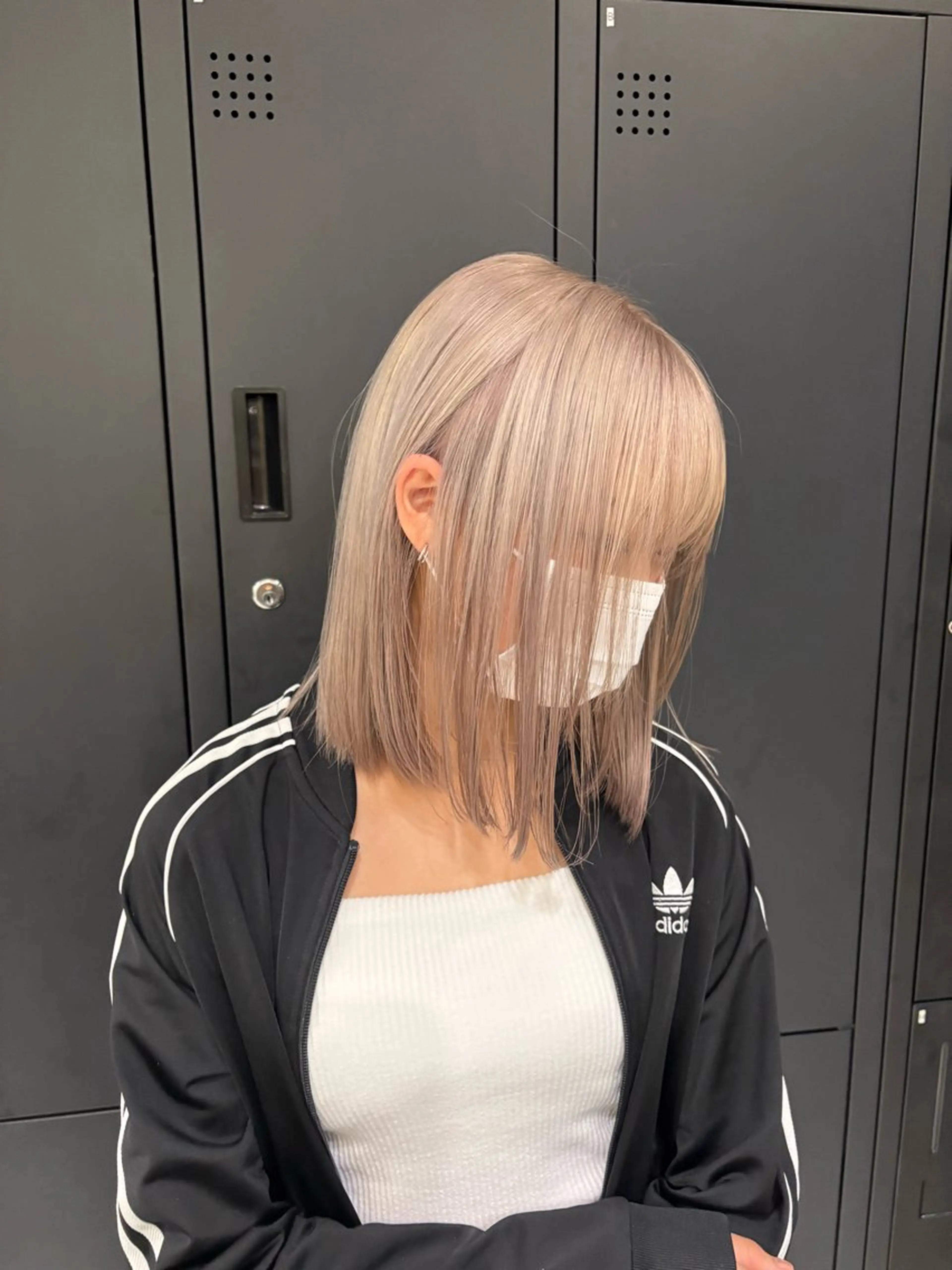 ミディアム カラー ヘアカラー KAEDE🌺Wカ ラー/ホワイトカラーのヘアスタイル