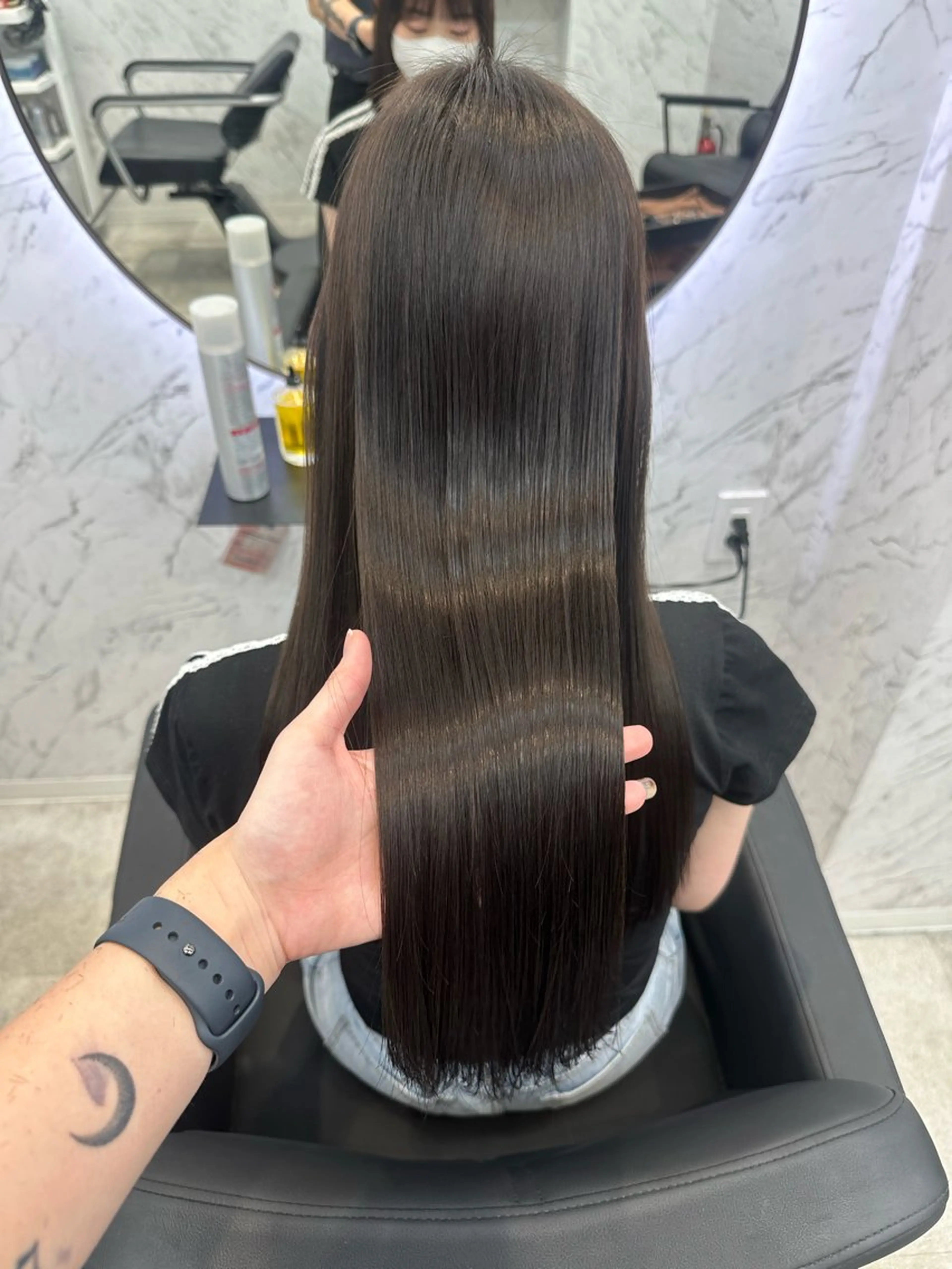 ロング カラー グレージュ 縮毛矯正 カット ヘアカラー 縮毛矯正 遠藤沙也加 /レイヤーカットのヘアスタイル