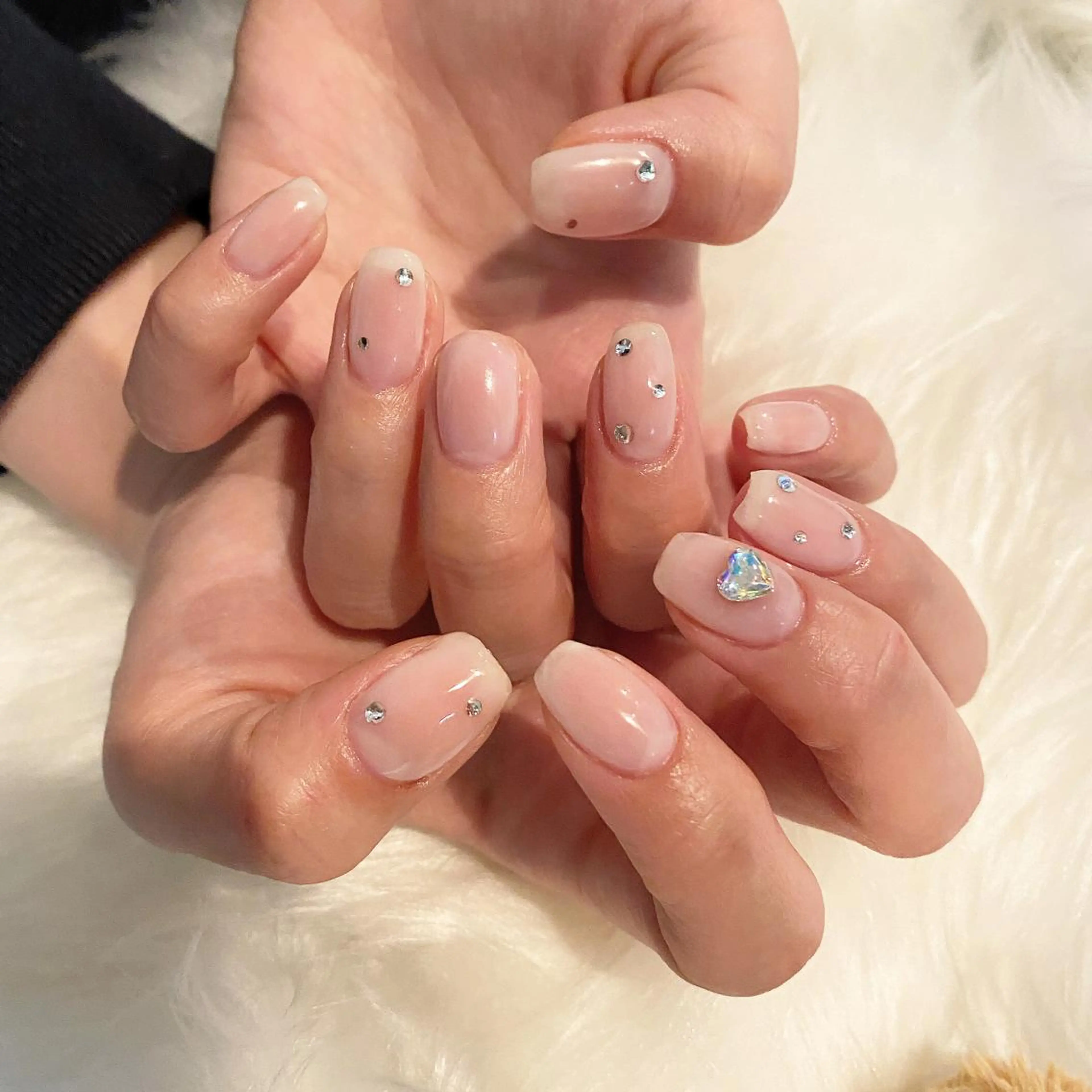 ネイル crystal ⭐︎ colorのネイルデザイン