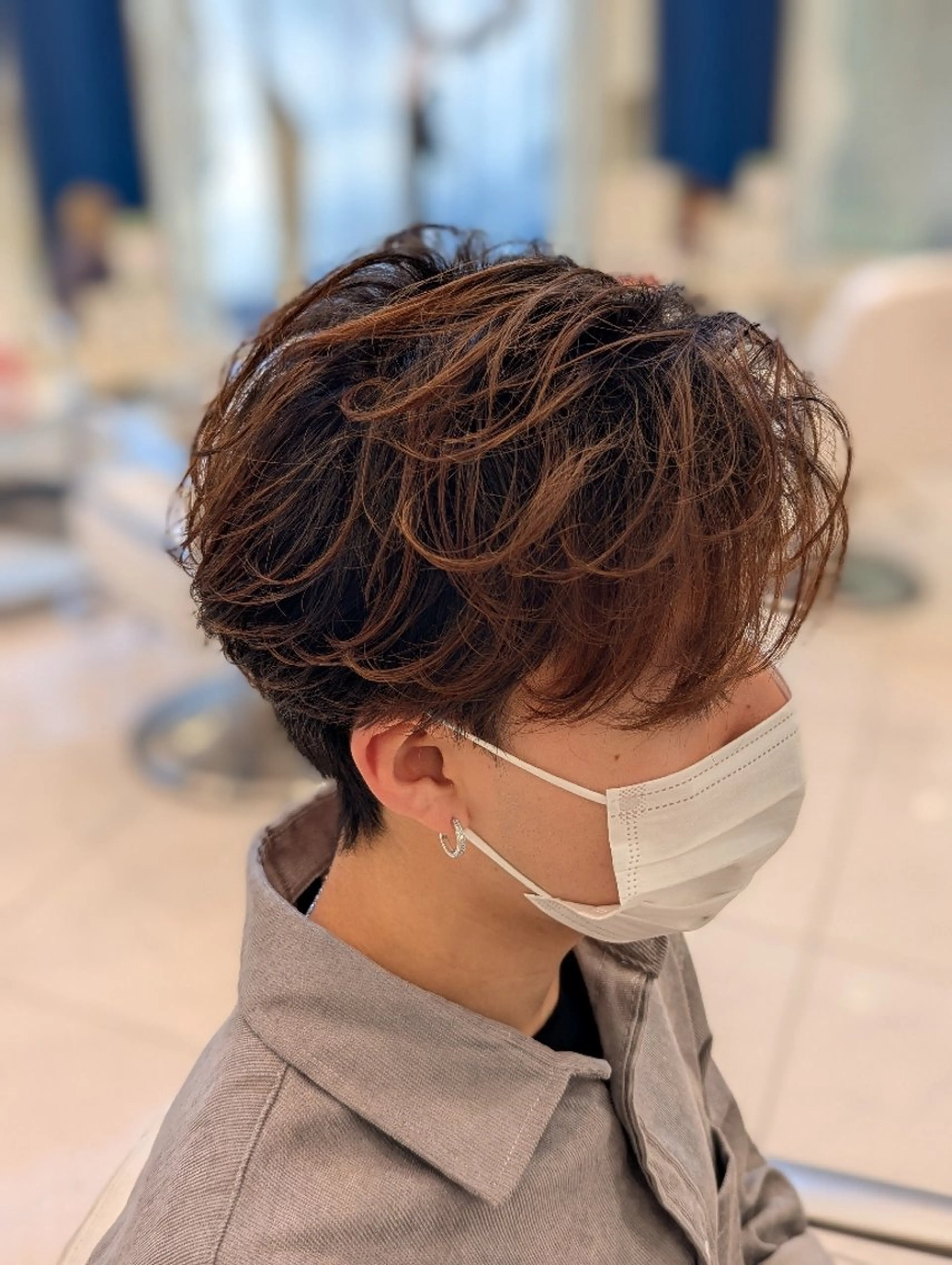 【翼のような質感】メンズカット+フェザーパーマ+トリートメントの写真