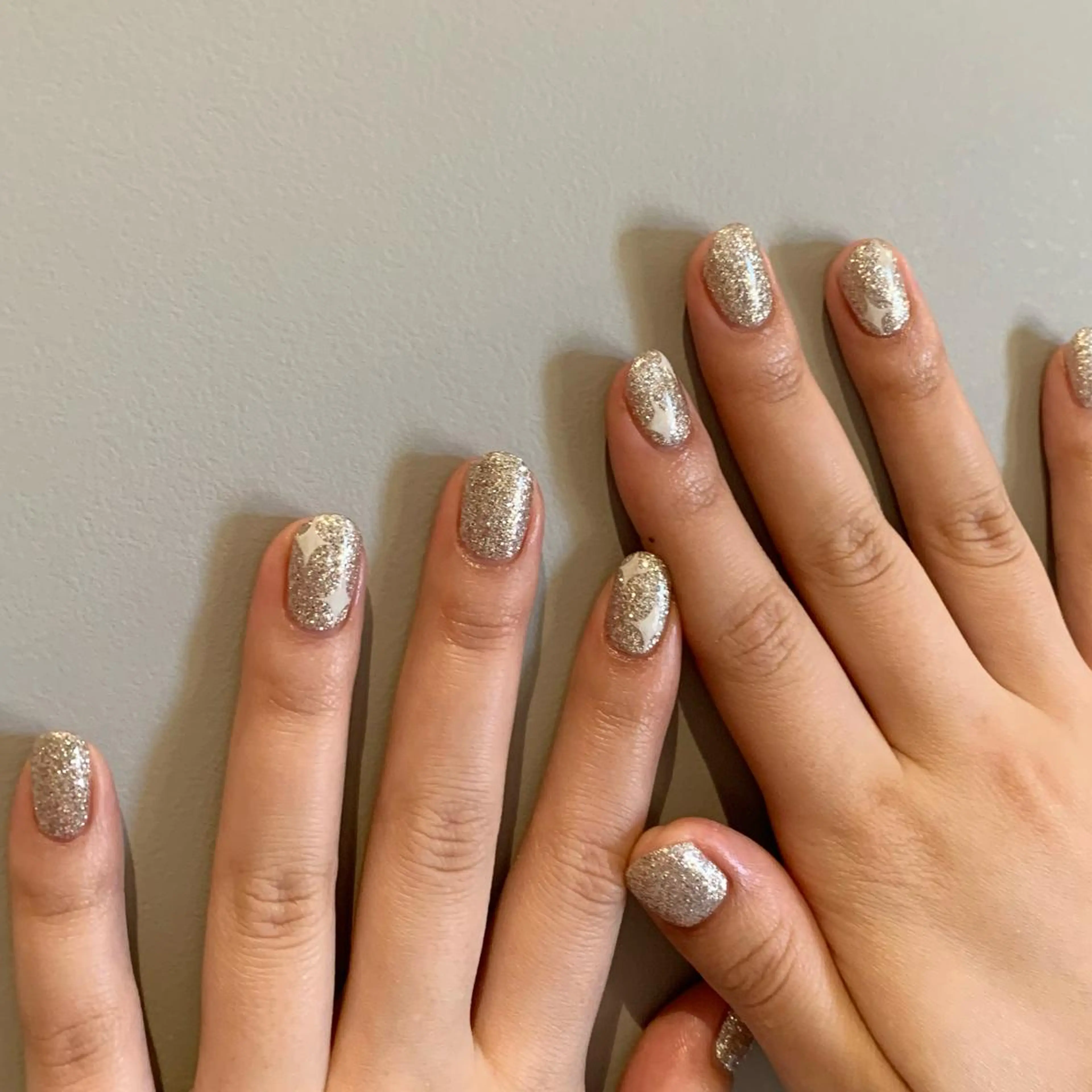 ネイル ハンドネイル ウシク ミユキのネイルデザイン