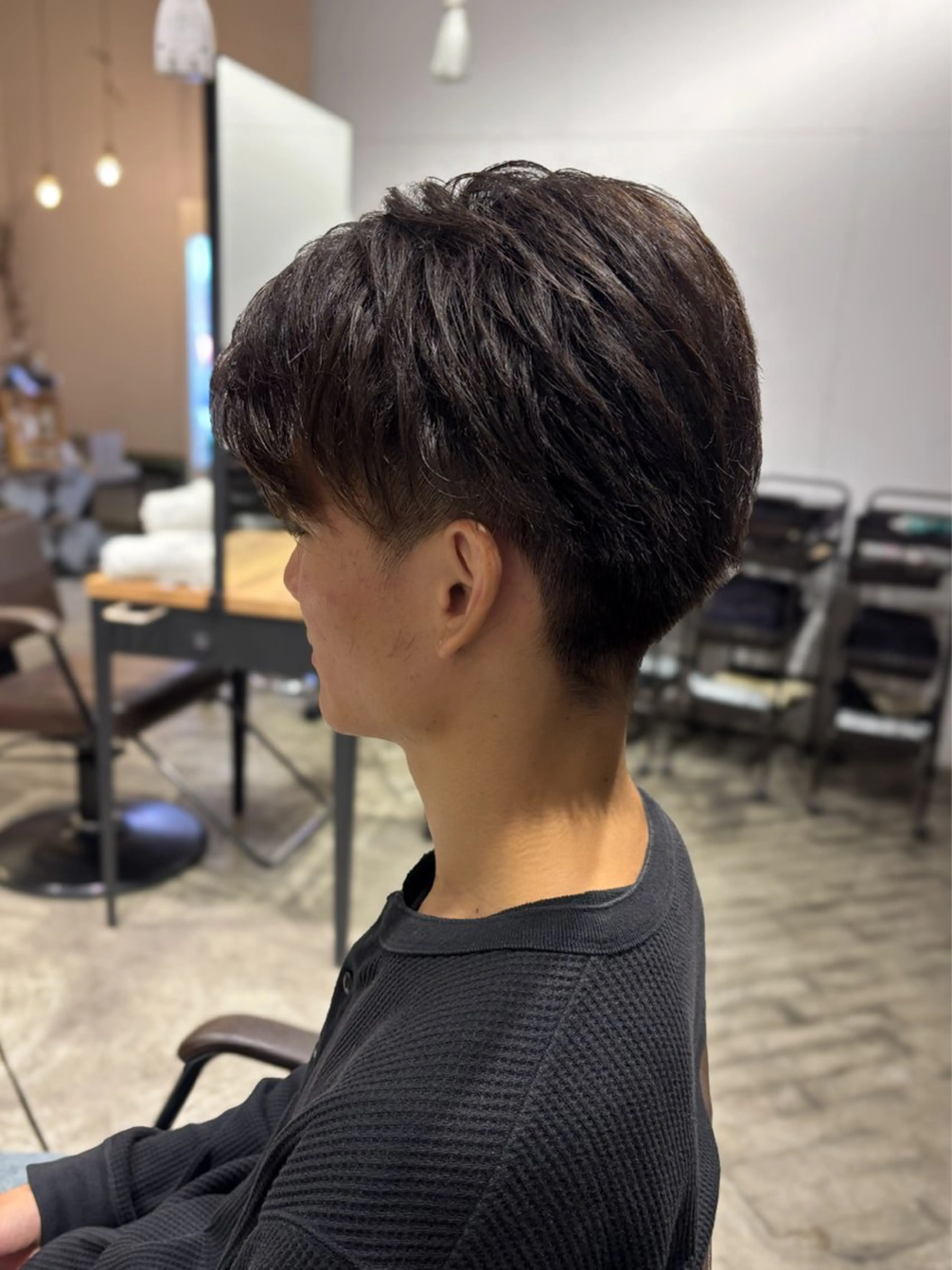 メンズ マッシュ 刈り上げ カット はっとり ななせのヘアスタイル