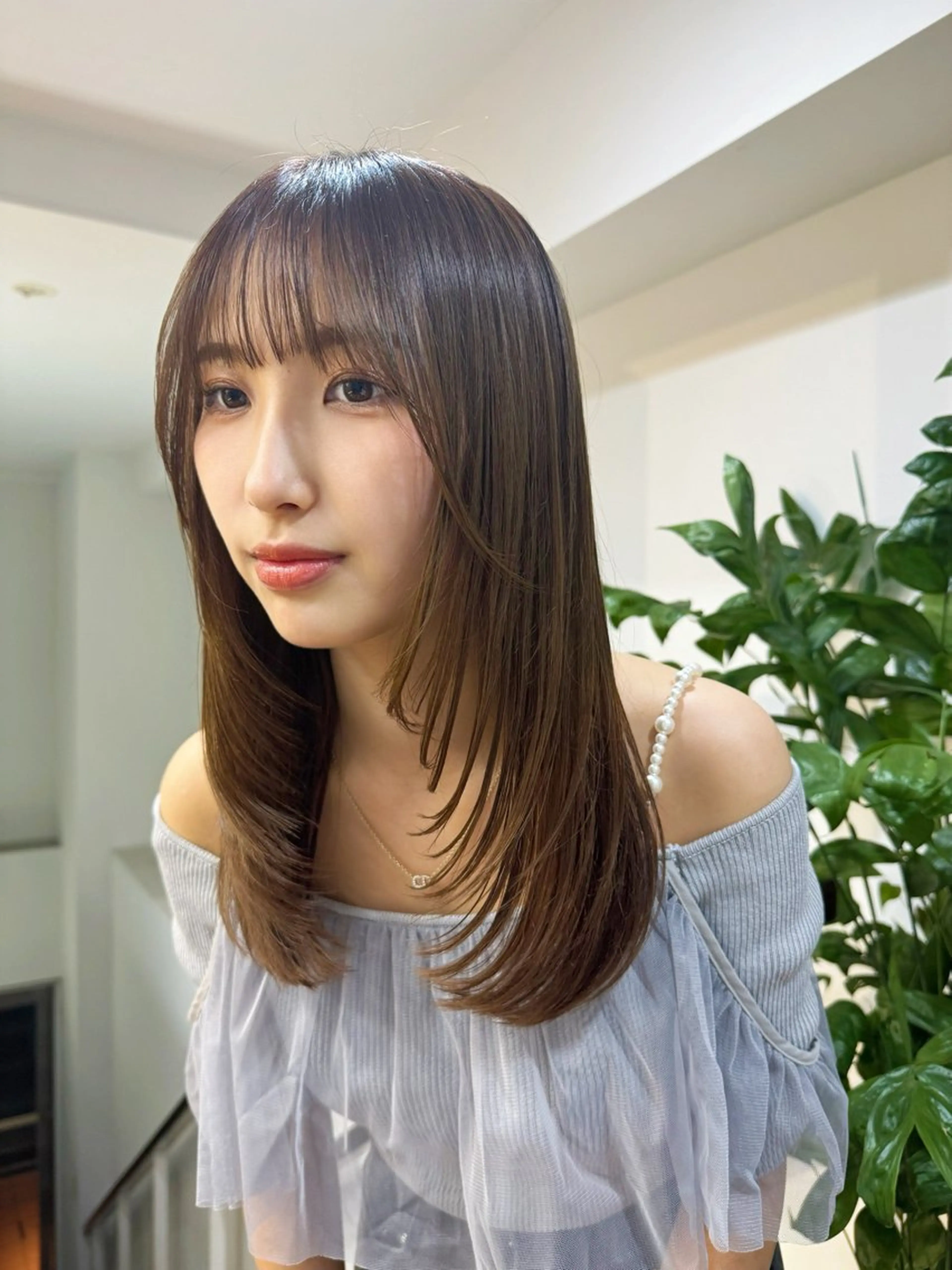 ロング ⭐ハイトーンブリーチ ミルクティーピンクのヘアスタイル