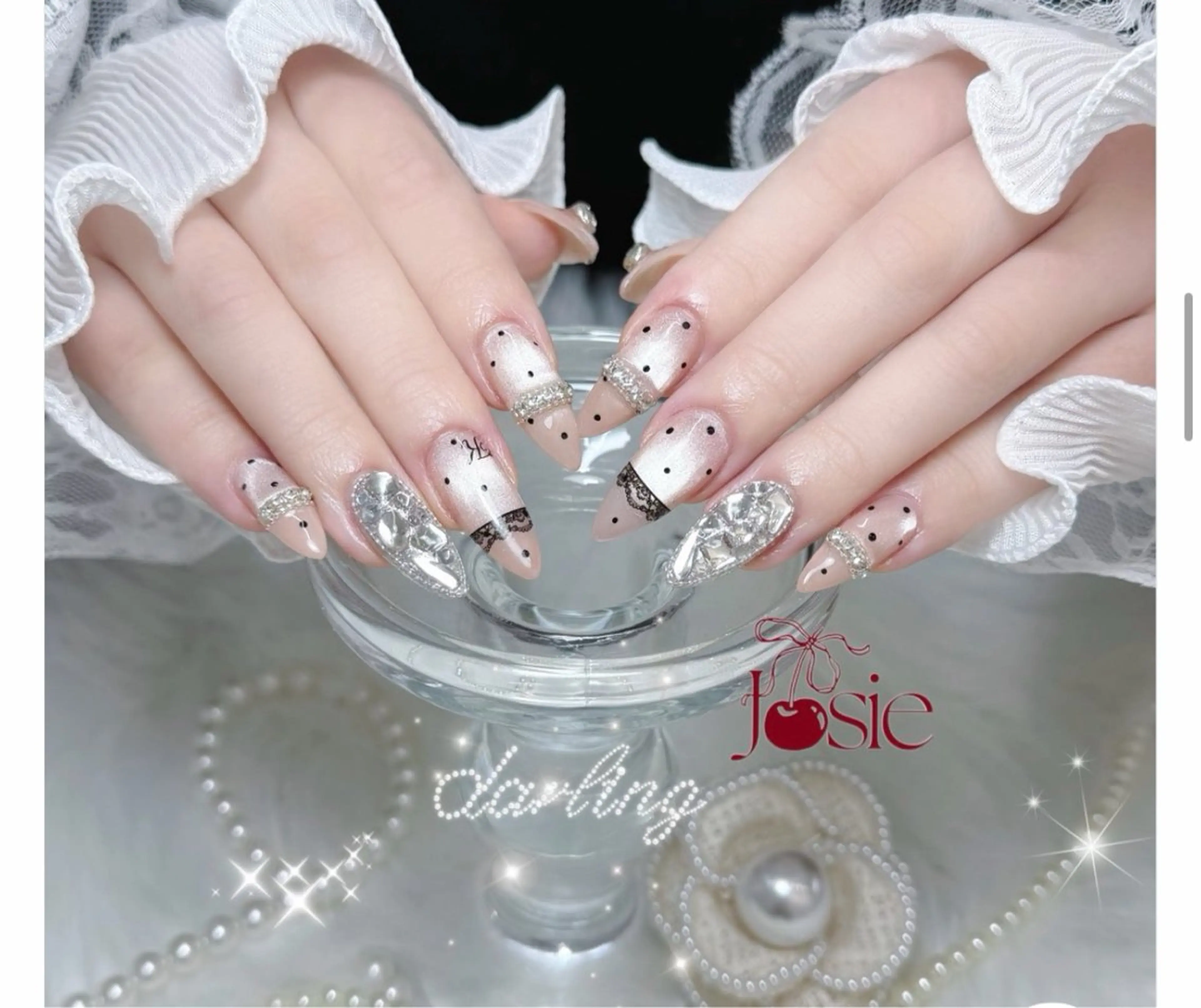 ネイル フレンチネイル キラキラネイル 韓国ネイル シンプルネイル ワンホンネイル ハンドネイル MEI Nailのネイルデザイン