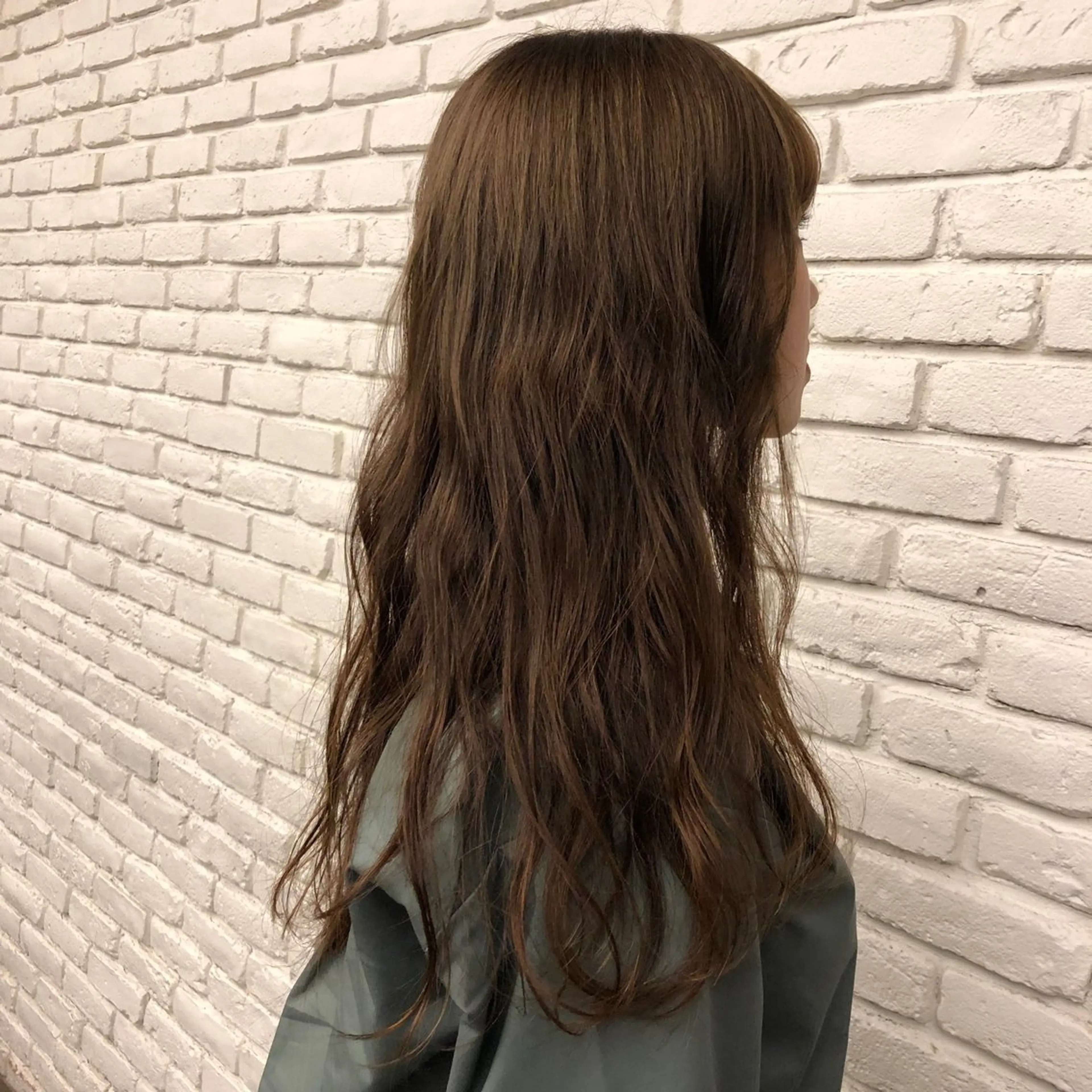 ロング カラー 濱地 美乃理のヘアスタイル