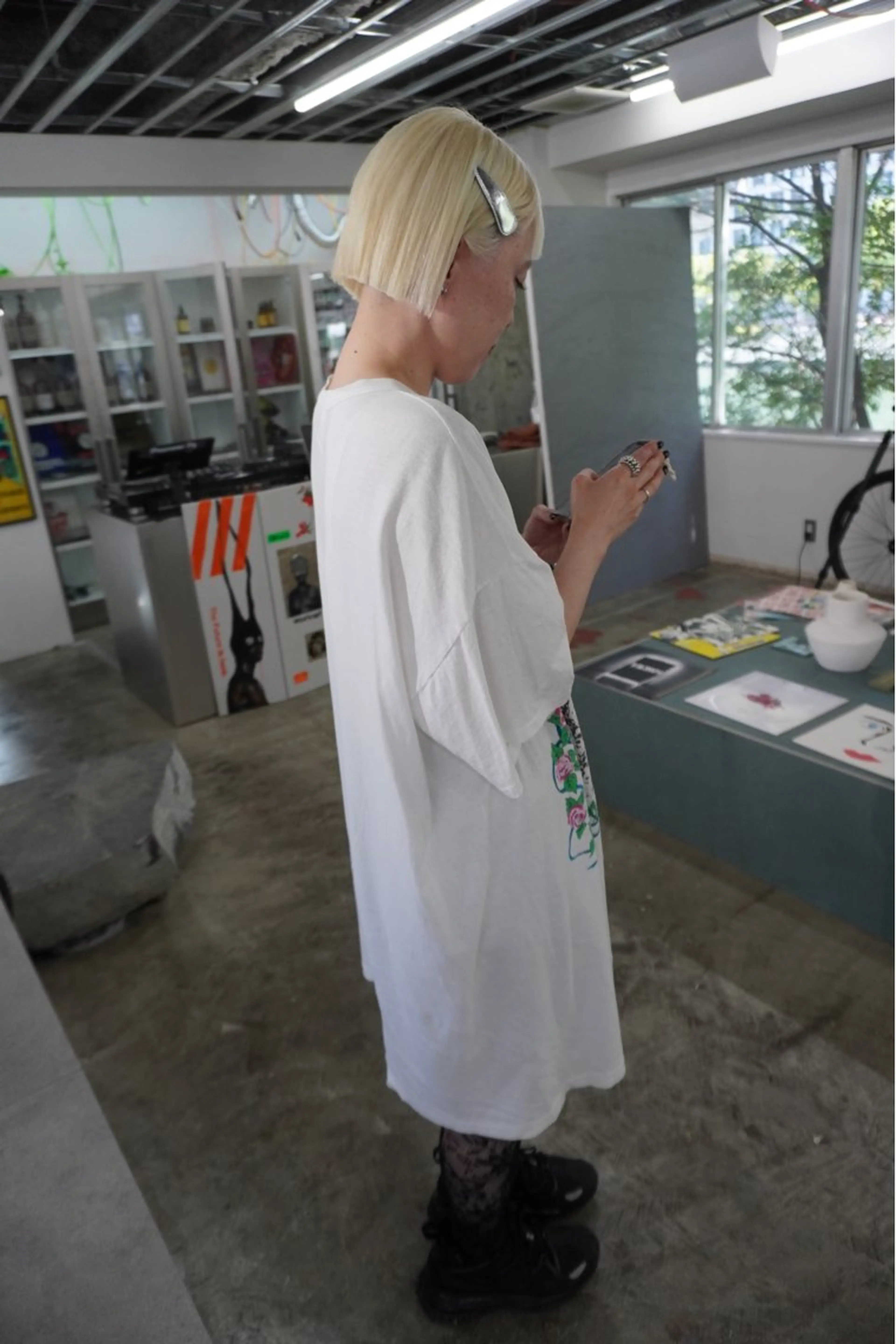 ショート カラー パーマ ヘアアレンジ デザインカラー/ボブ ブリーチカラー/ユリのヘアスタイル