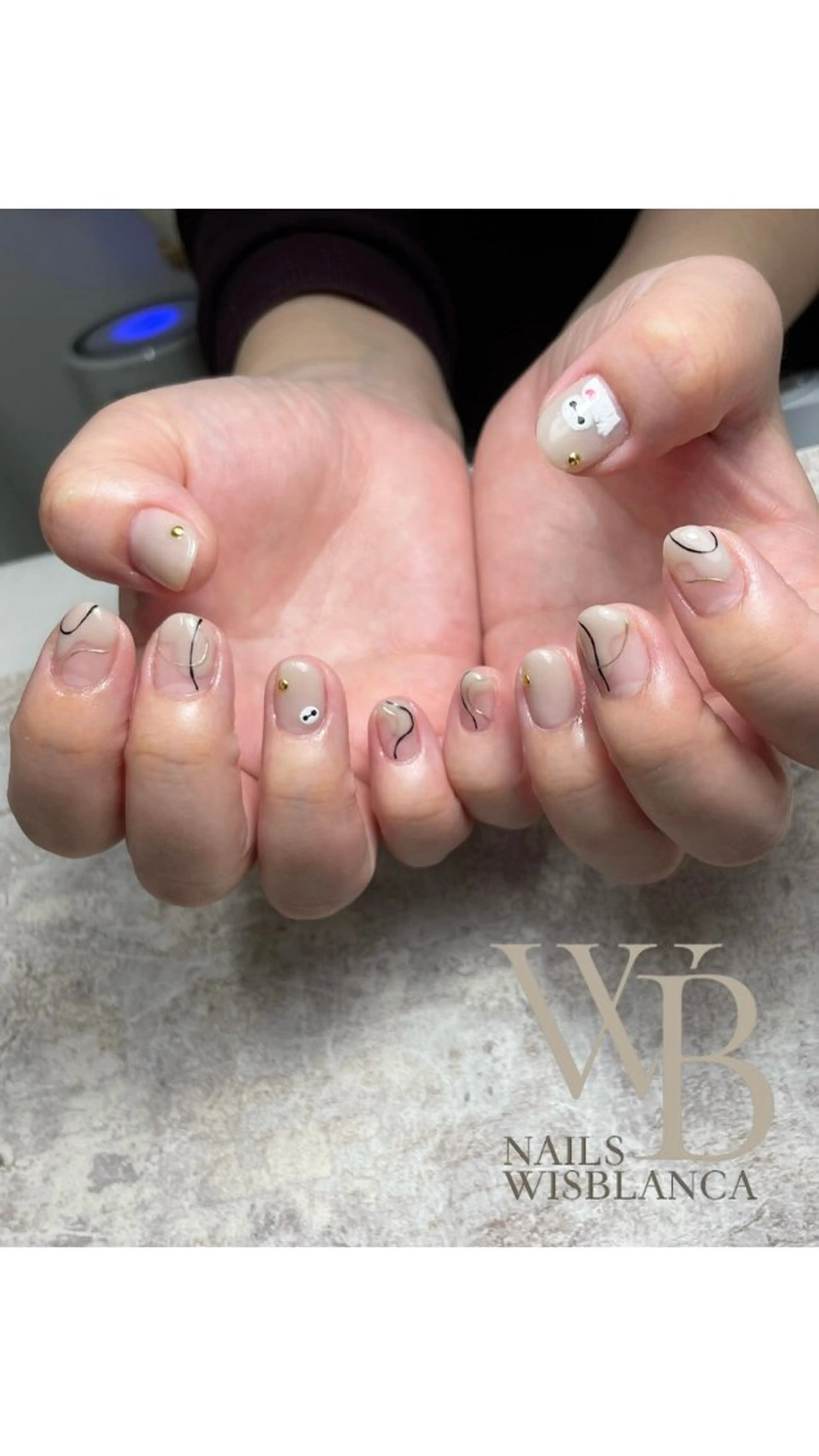 ネイル アートネイル フレンチネイル ニュアンスネイル Nails wisBlancaのネイルデザイン