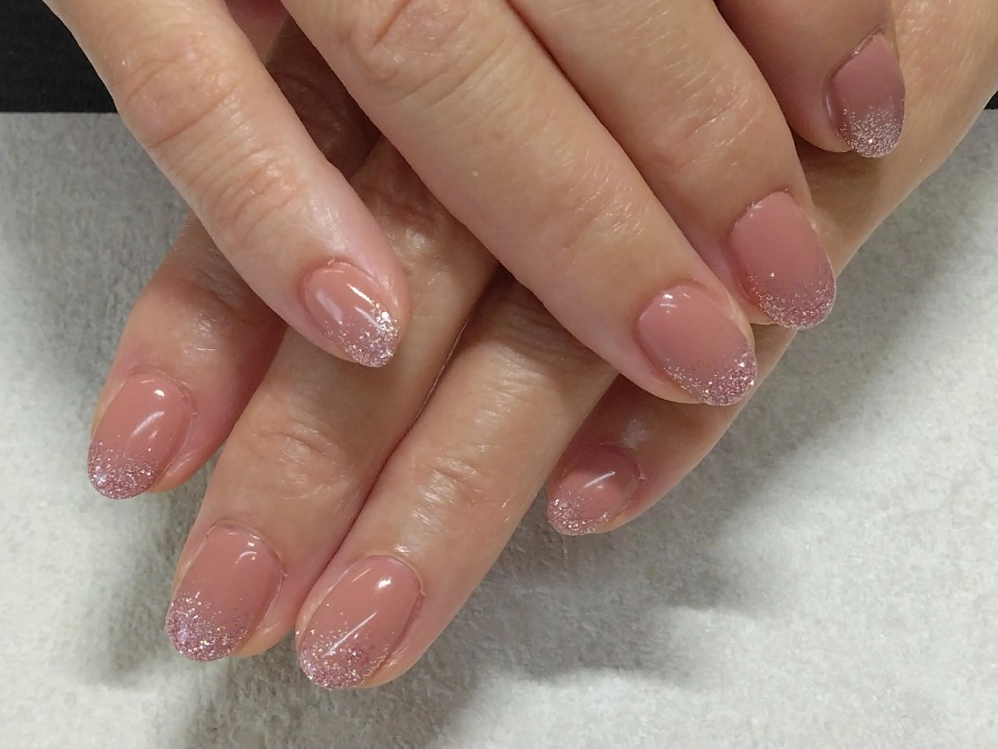 ネイル ラメ(グリッター) ラメグラデーション ワンカラーネイル ハンドネイル リラクゼーション＆ネイル仙殊~センジュ~所属・senju 　のネイルデザイン