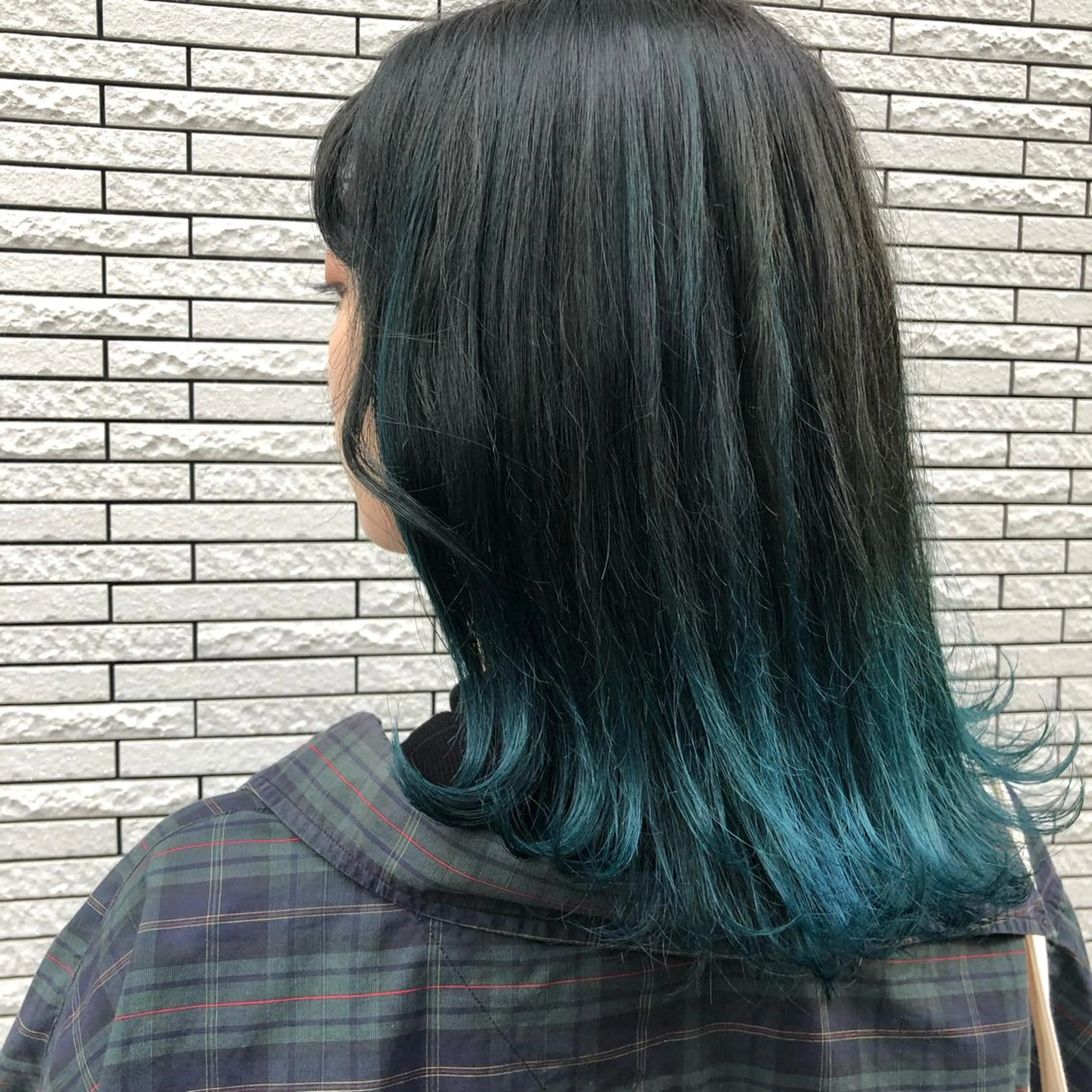 ミディアム カラー ヘアカラー トリートメント ヘッドスパ レイヤーカット 韓国ヘアayameのヘアスタイル