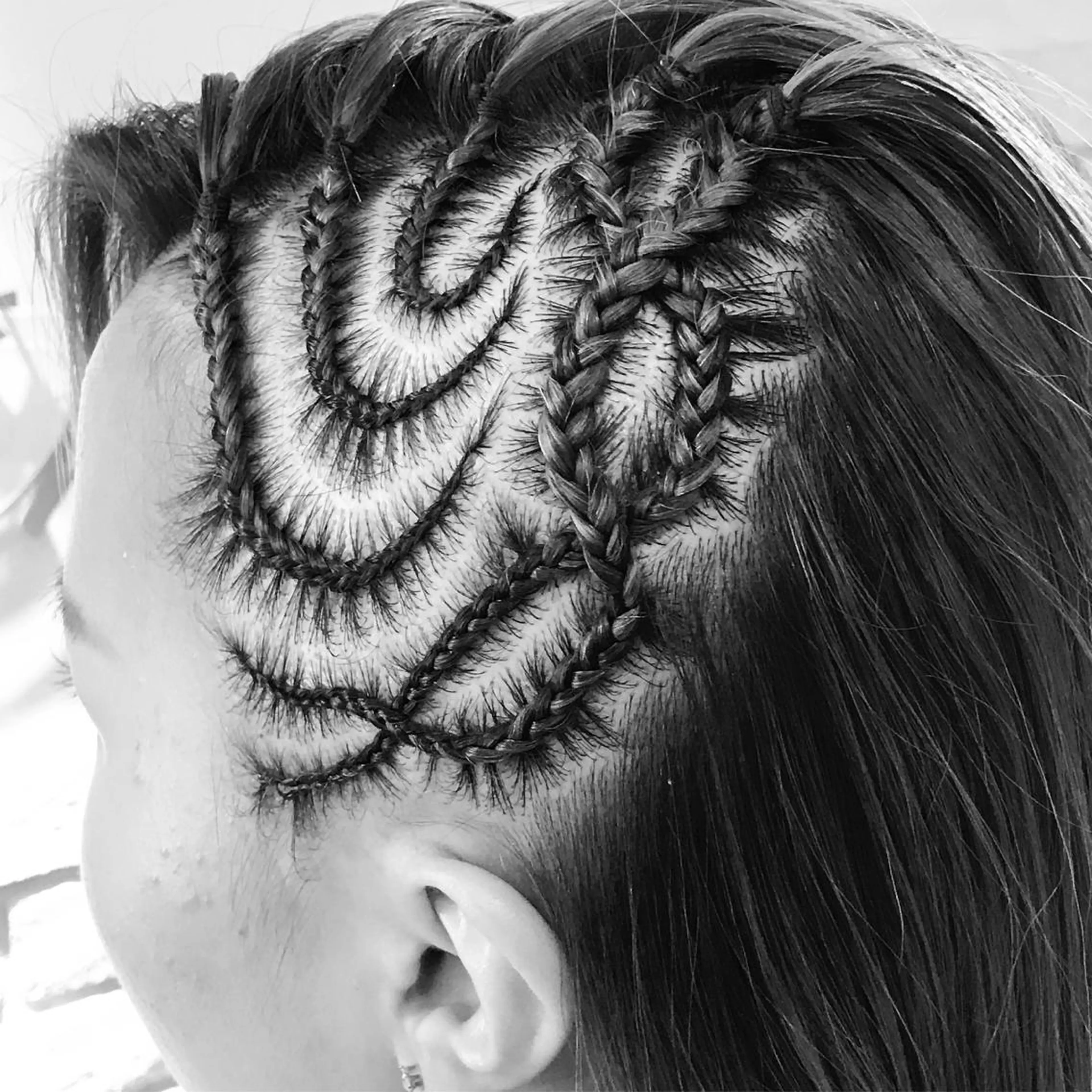 セミロング 東風上 亮介のヘアスタイル