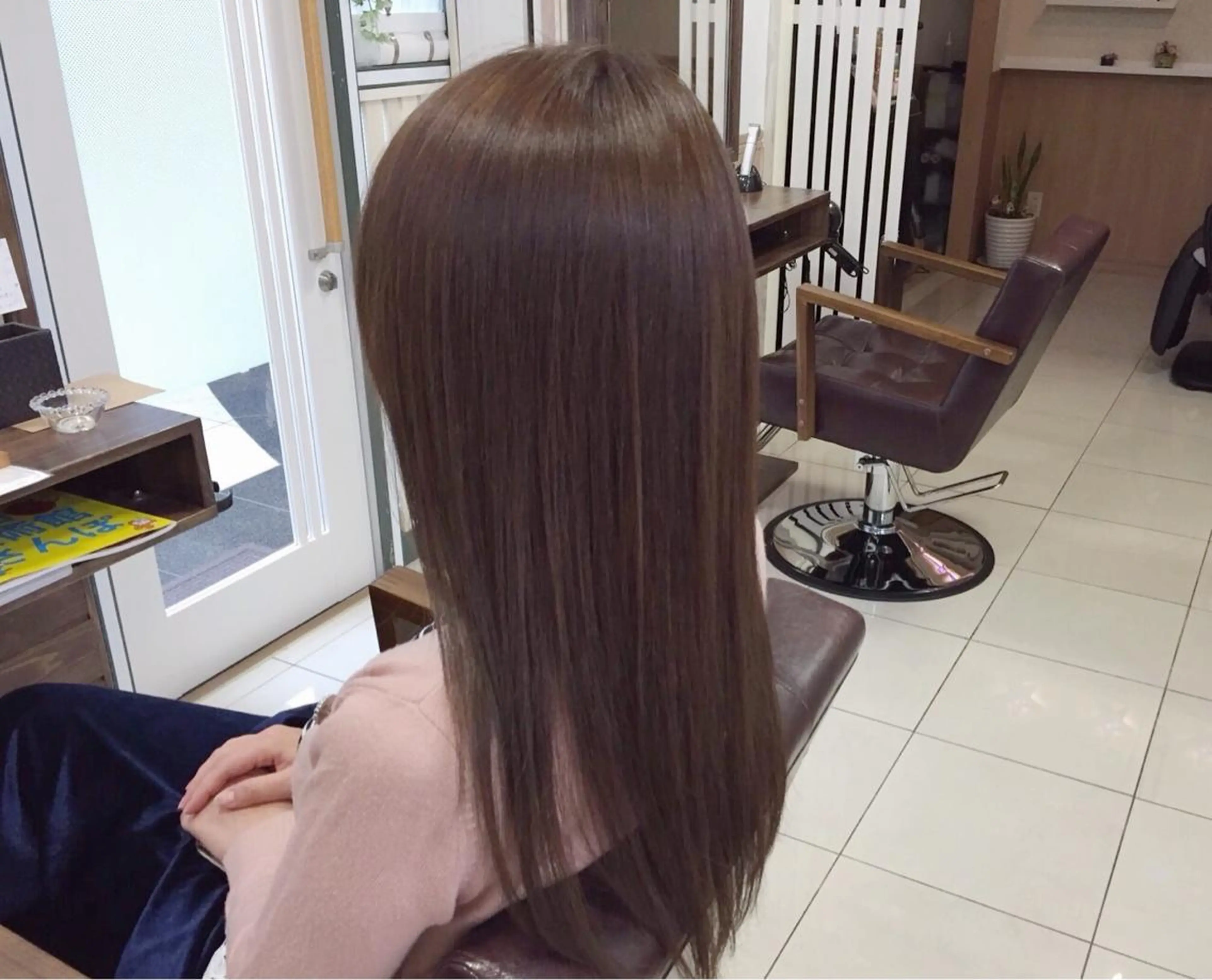 ロング 筒水 悠のヘアスタイル