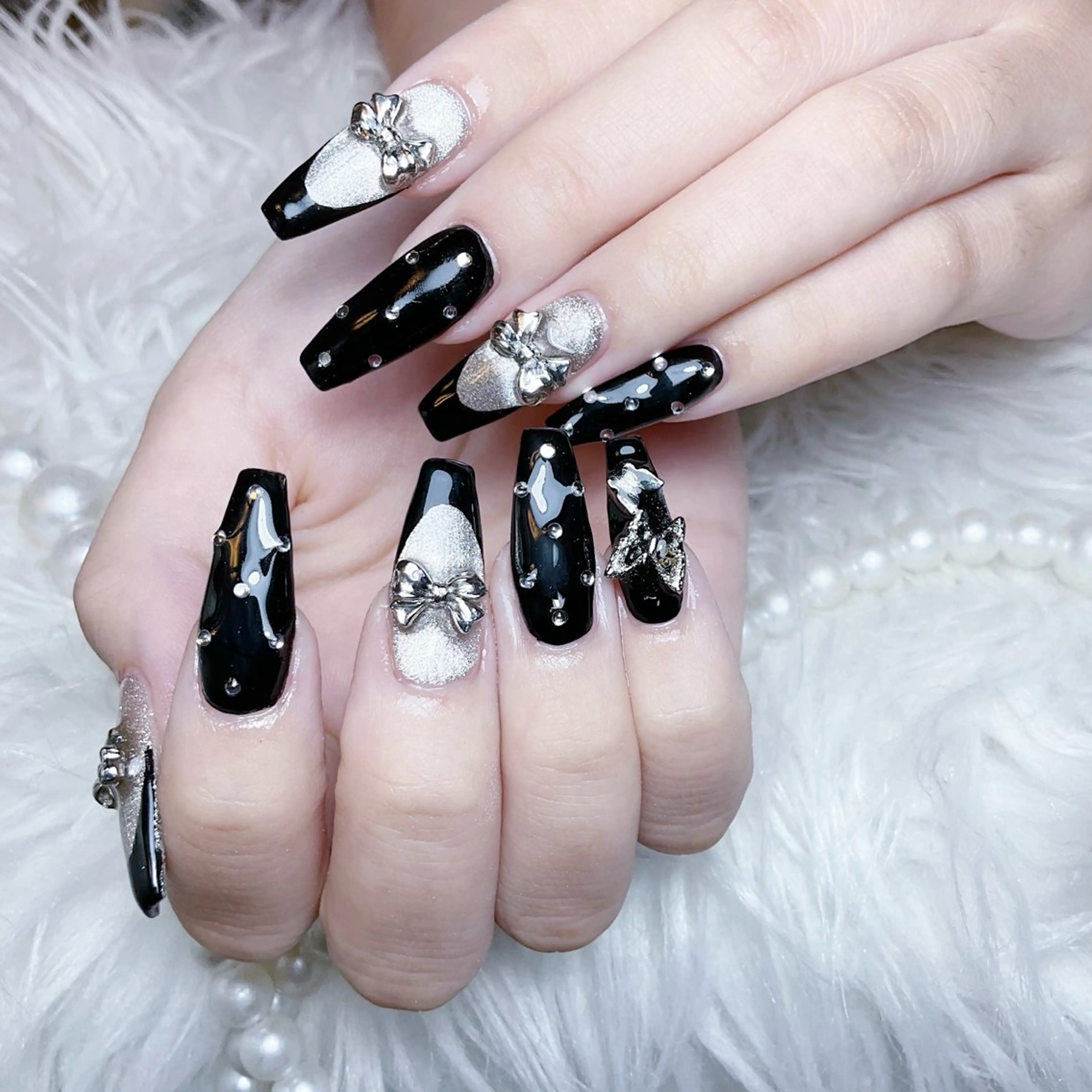 ネイル ハンドネイル 🍭Yun nail hyejin🌸のネイルデザイン