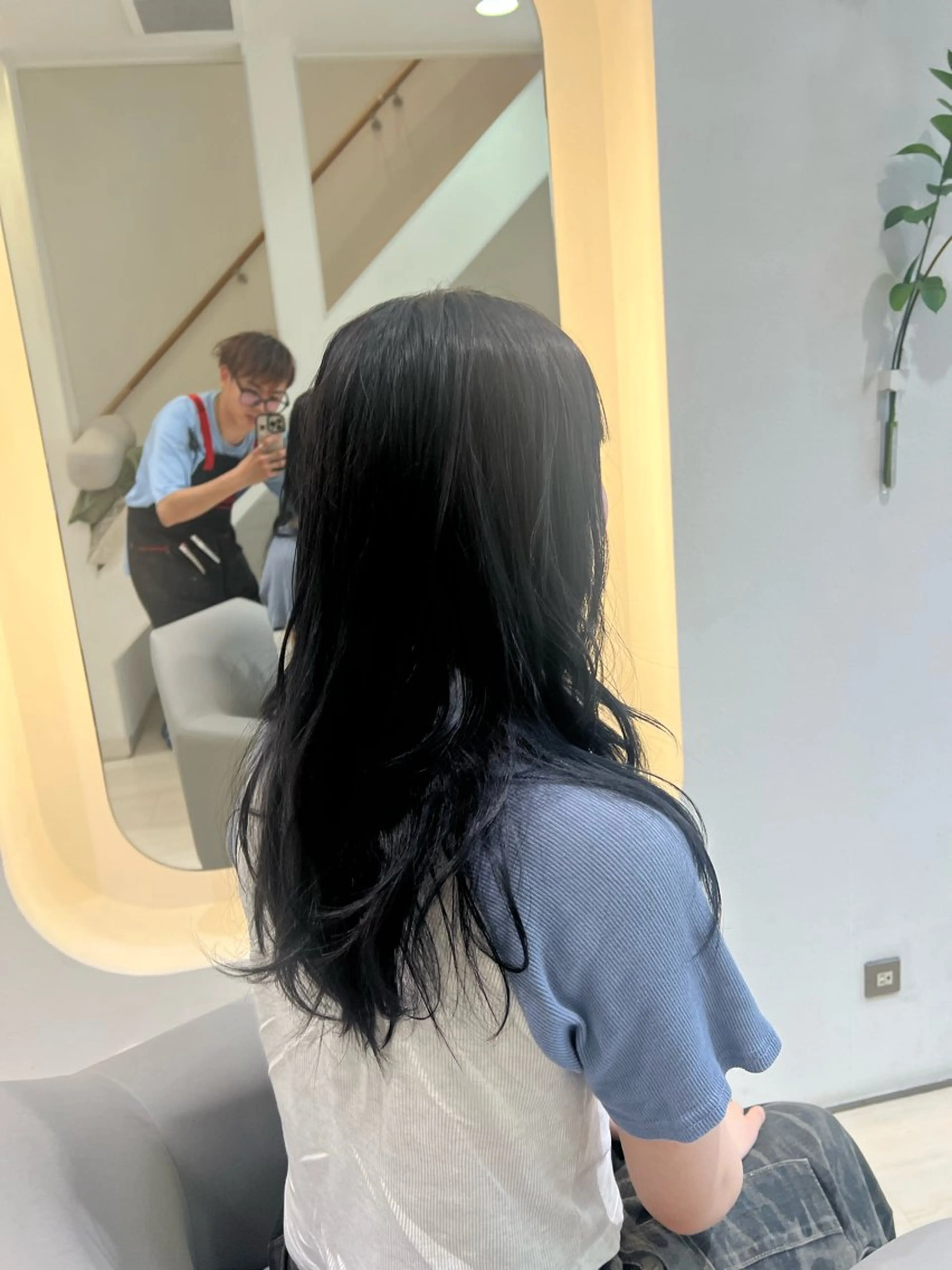 ミディアム カラー ヘアカラー 堀井 凌平のヘアスタイル