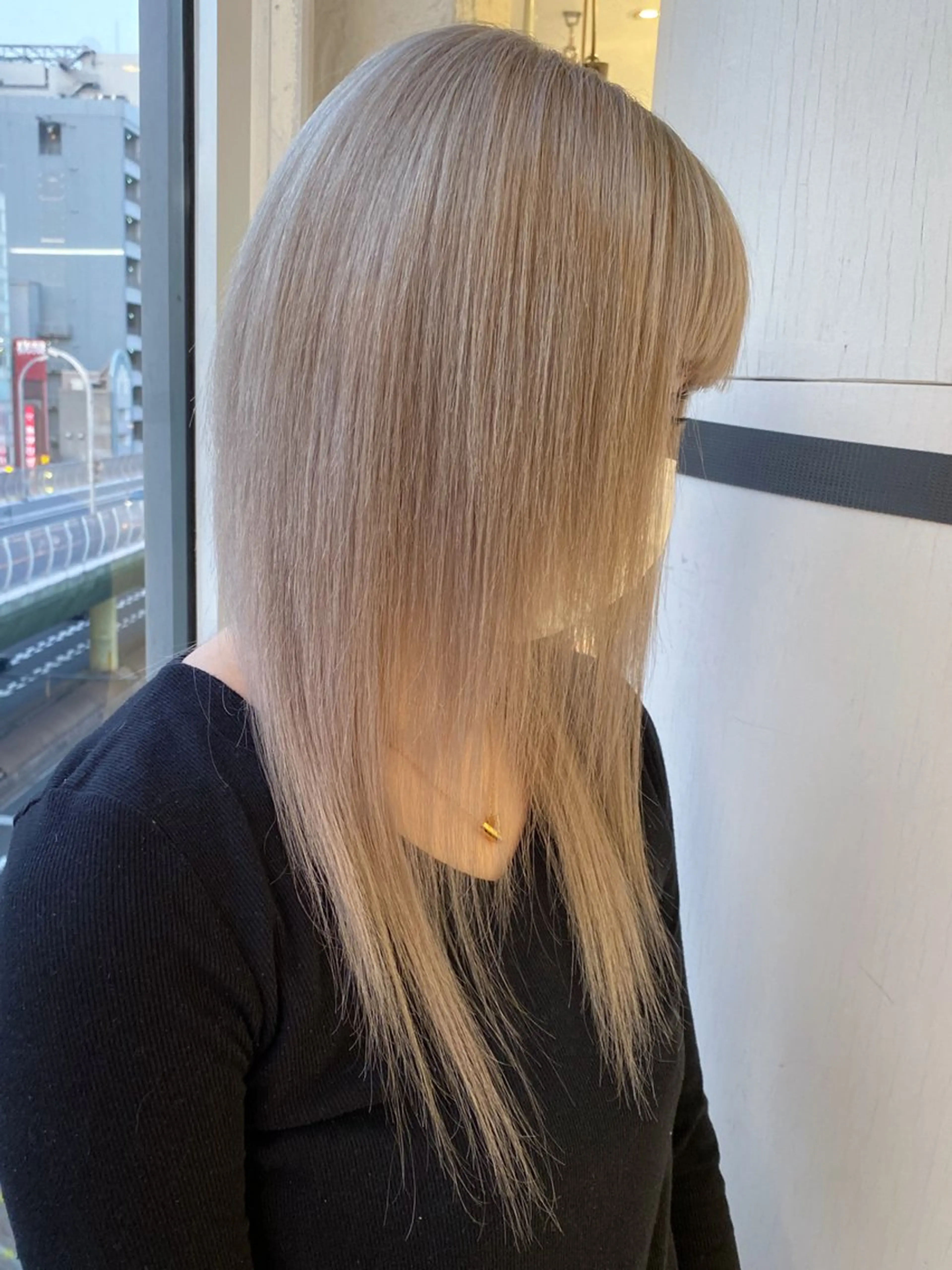 セミロング カラー ブリーチ ケアブリーチ ダブルカラー グレージュ ヘアカラー トリートメント welring hair salonのヘアスタイル