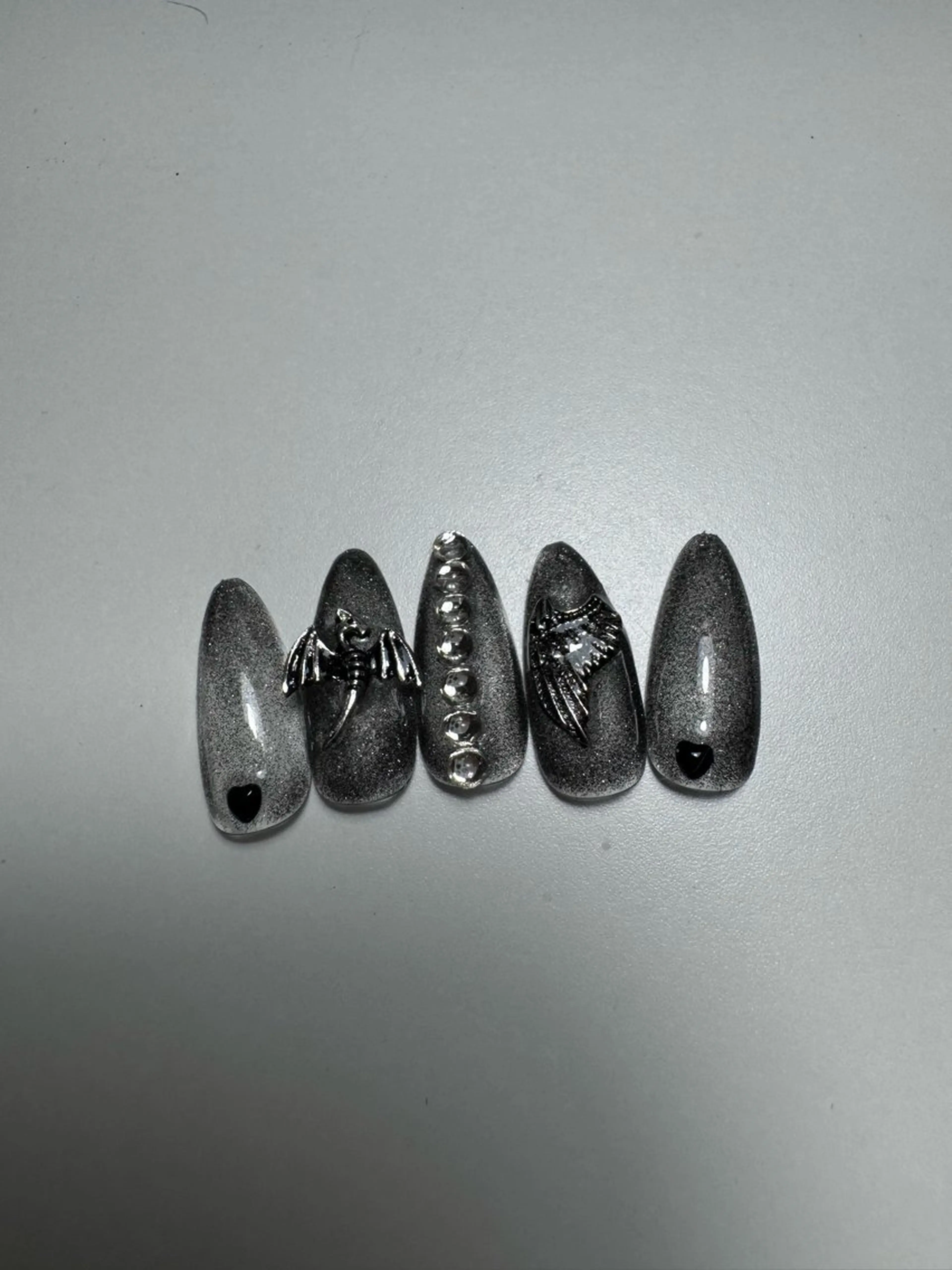 ネイル on nail 尾張旭三郷店のネイルデザイン