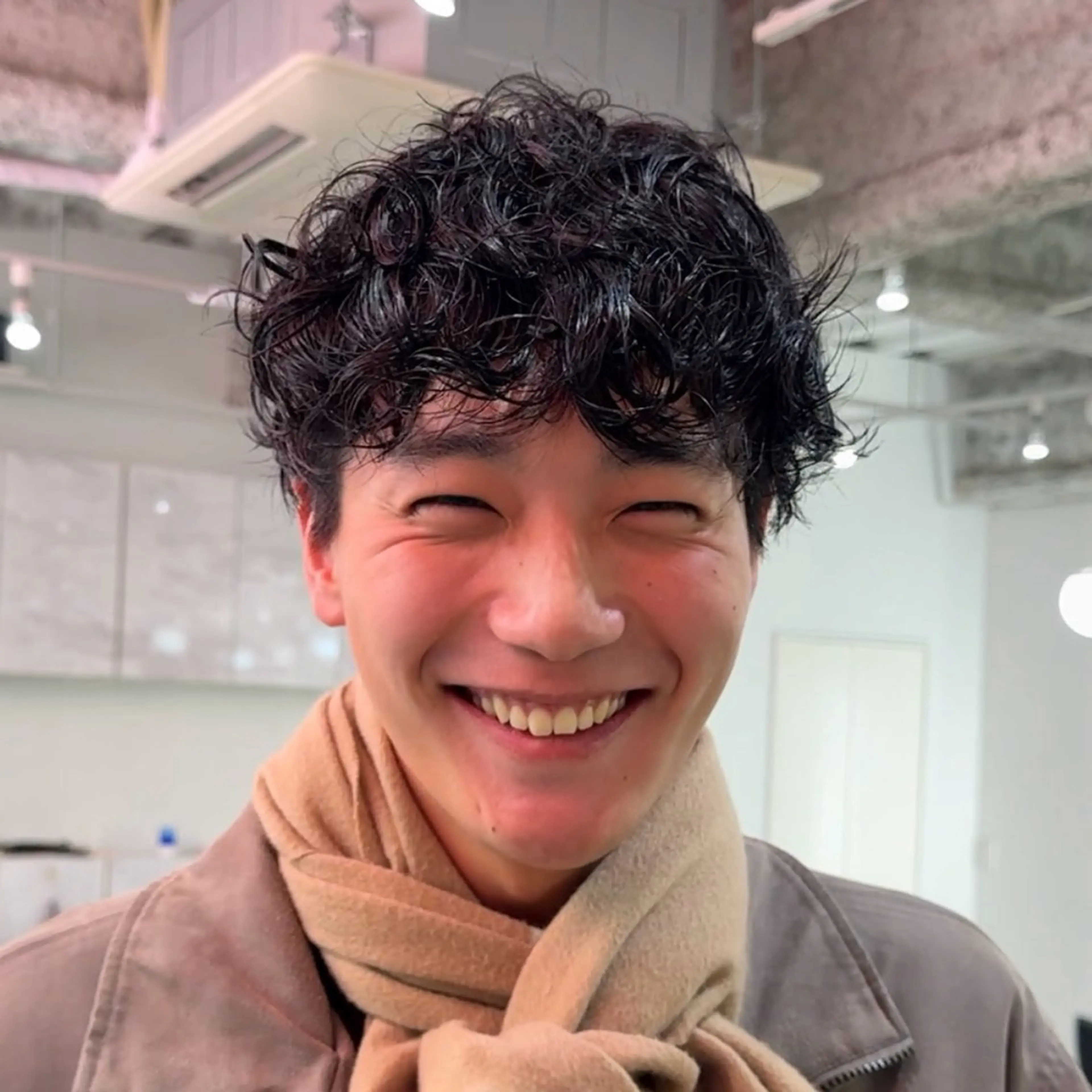 パーマ 艶髪ハイトーン× ボブ🥣アイネのヘアスタイル