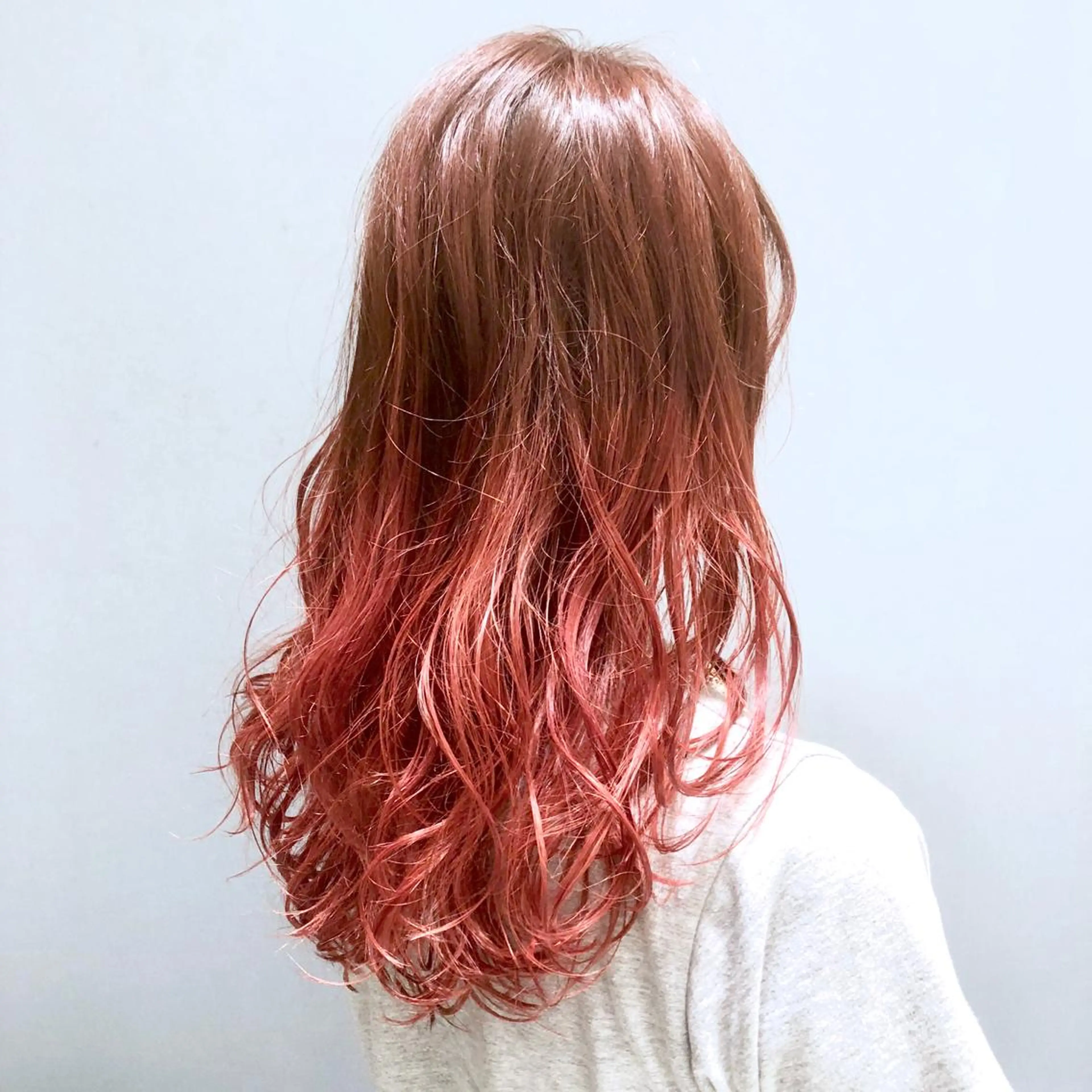 ロング カラー ブリーチ ケアブリーチ グラデーションカラー イルミナカラー ピンクカラー ヘアカラー トリートメント 🌈ぷる艶カラー🌈 髪質改善👑柳沼尚貴のヘアスタイル