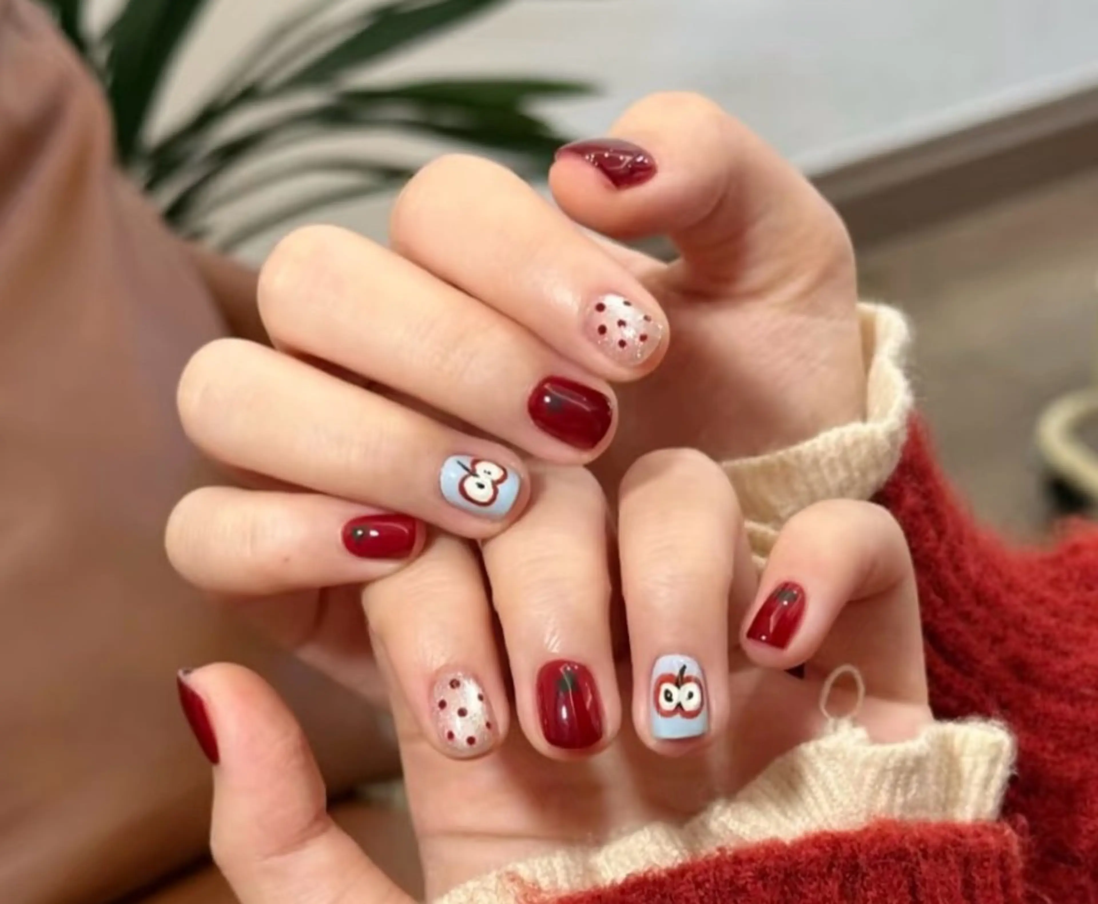 ネイル 高木 維麗絲のネイルデザイン