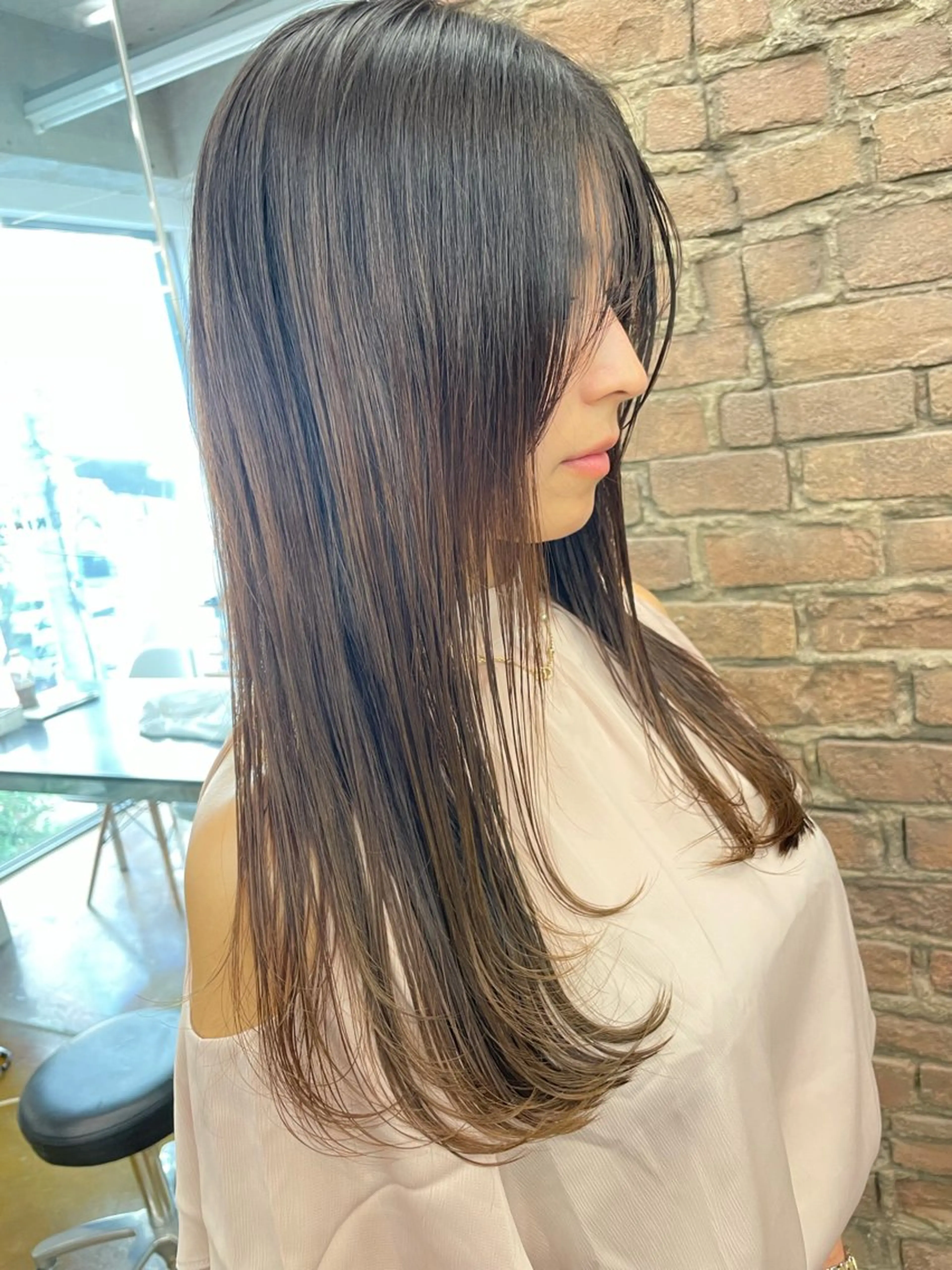 ロング 神 嵩徳のヘアスタイル