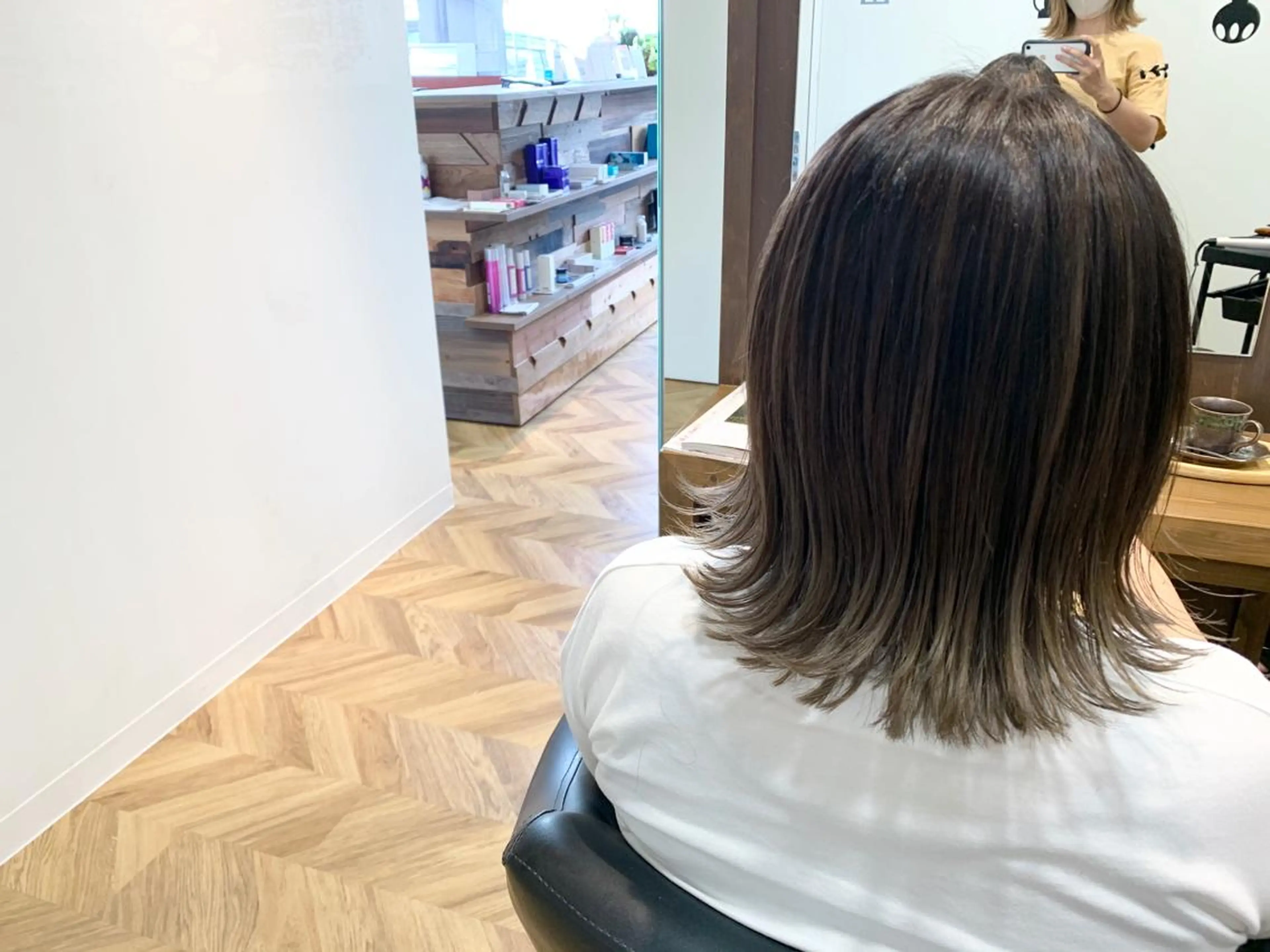 ミディアム カラー シェールピエール所属・Laf かおりのマツエク・マツパデザイン