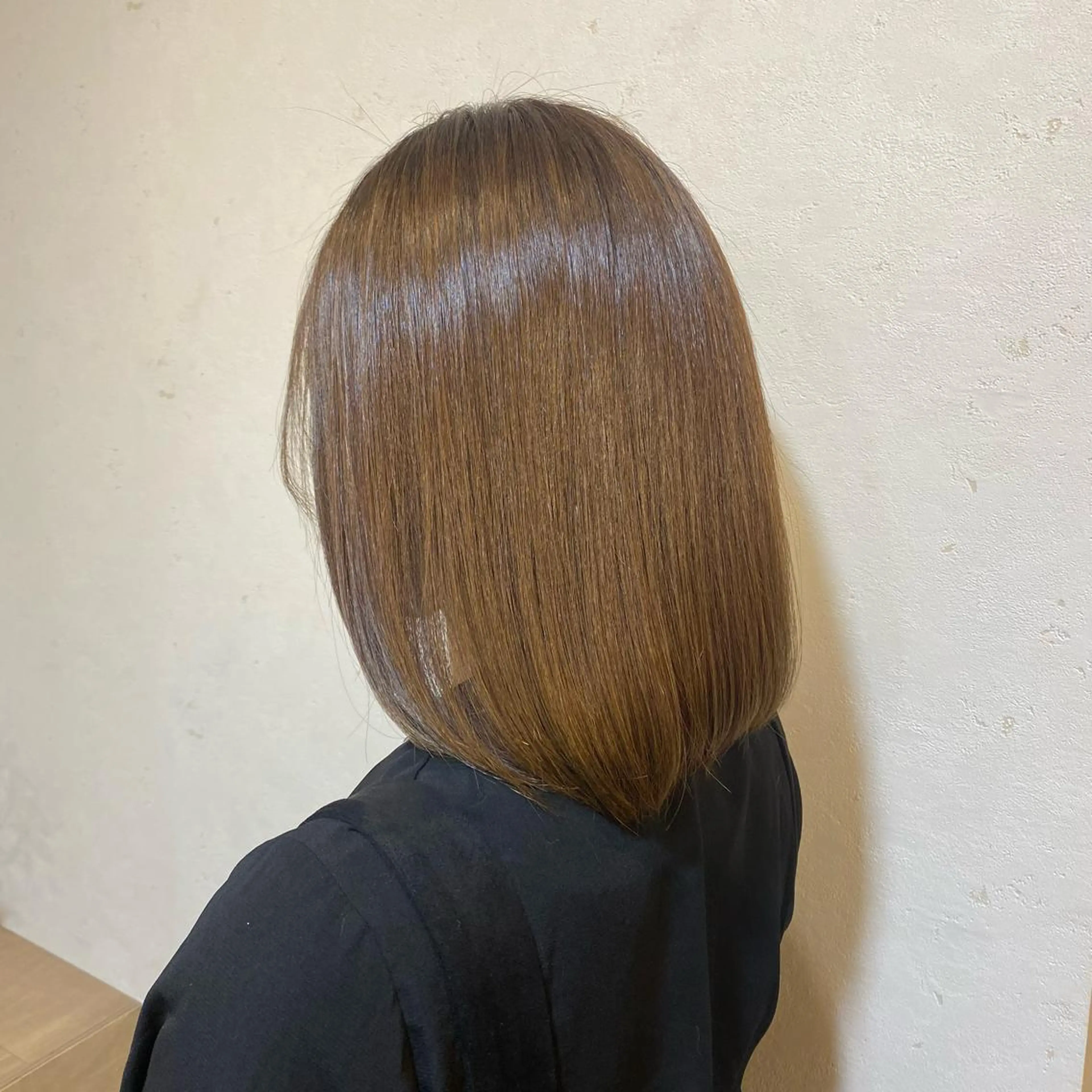 ミディアム 水口 莉央のヘアスタイル