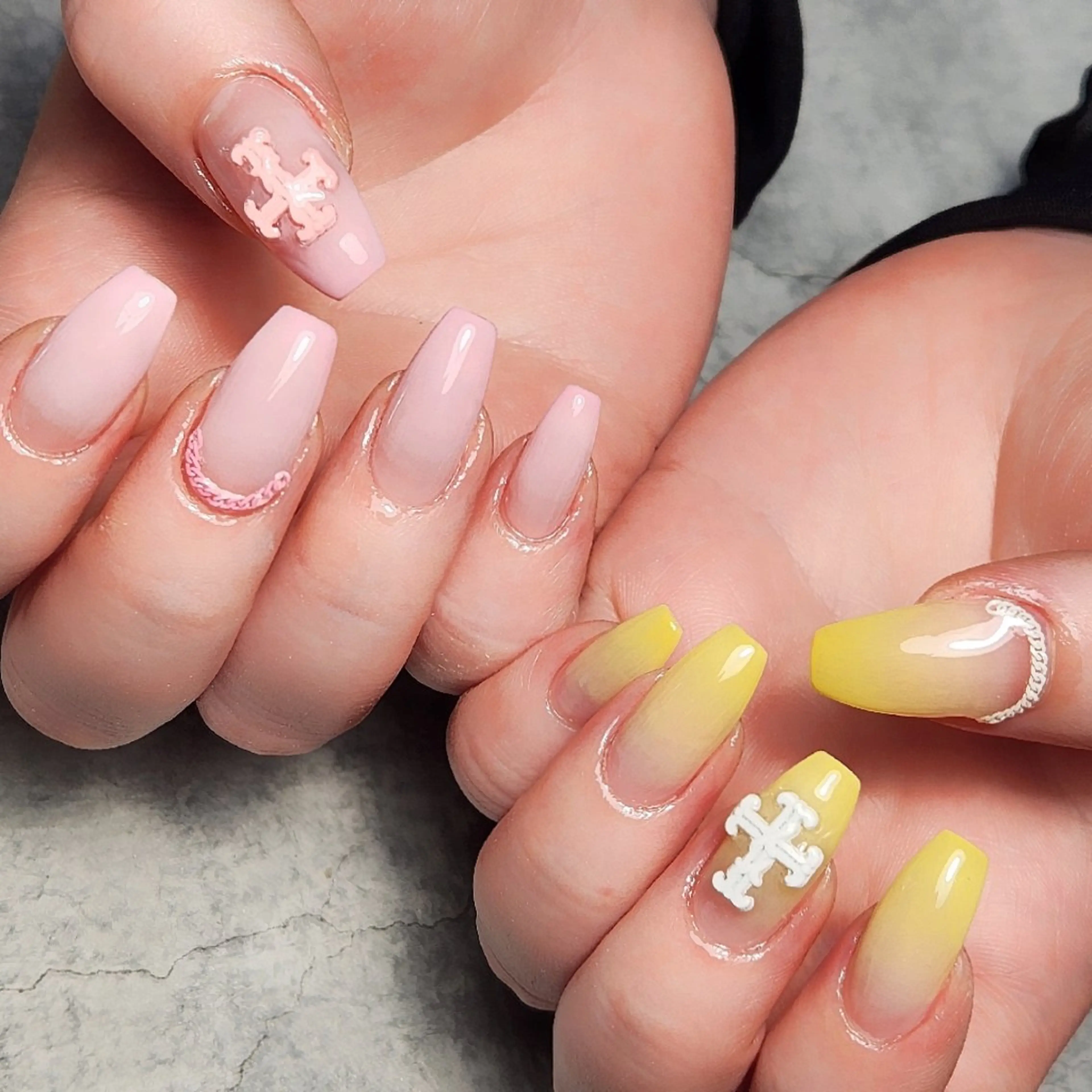 ネイル クリアネイル グラデーション ロングネイル ハンドネイル 個人サロン saltnailのネイルデザイン