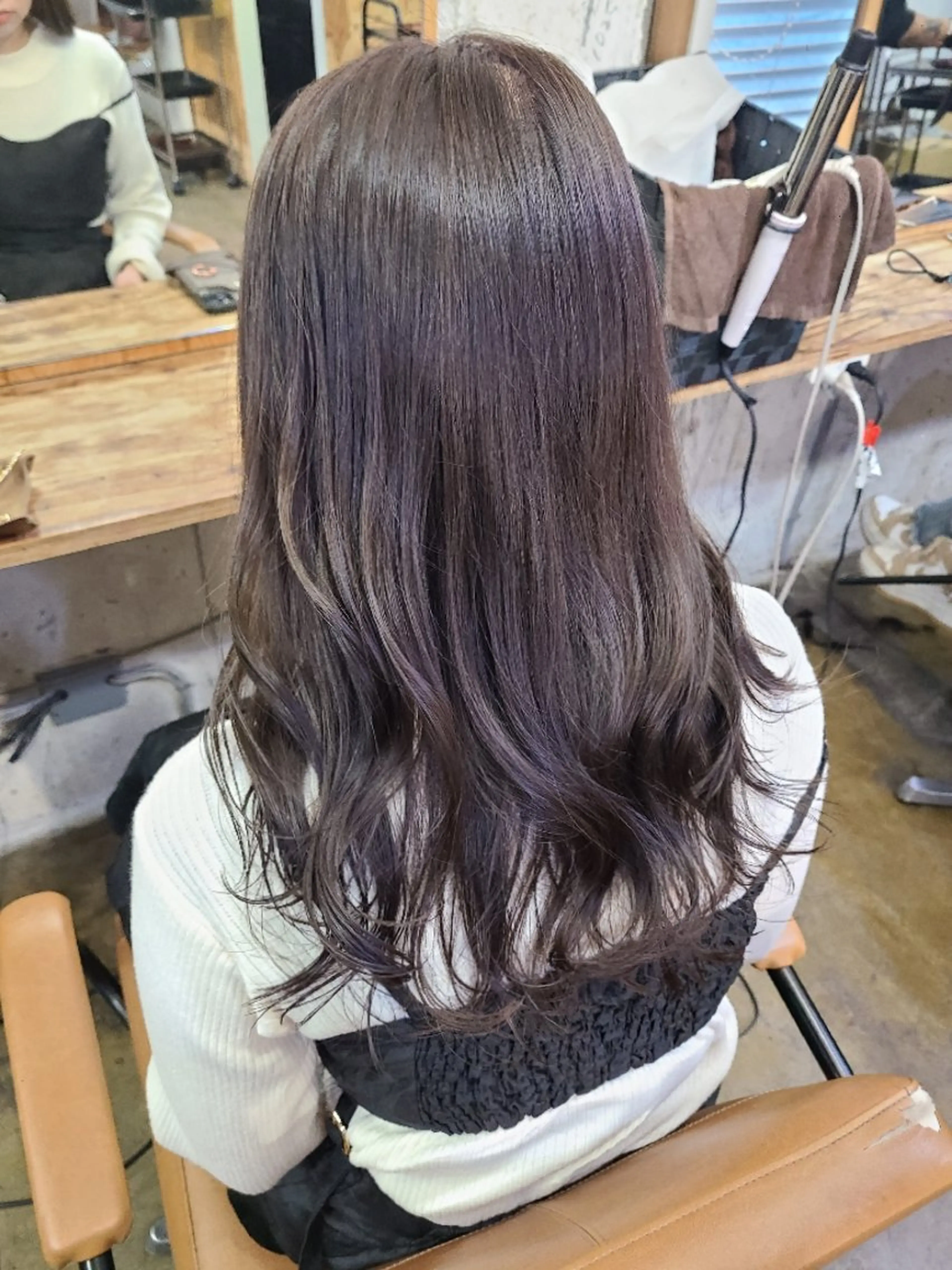 ロング カラー ブラウンカラー チョコレートブラウン カット ヘアカラー トリートメント 🔳髪質改善🔳 岡本陽のヘアスタイル