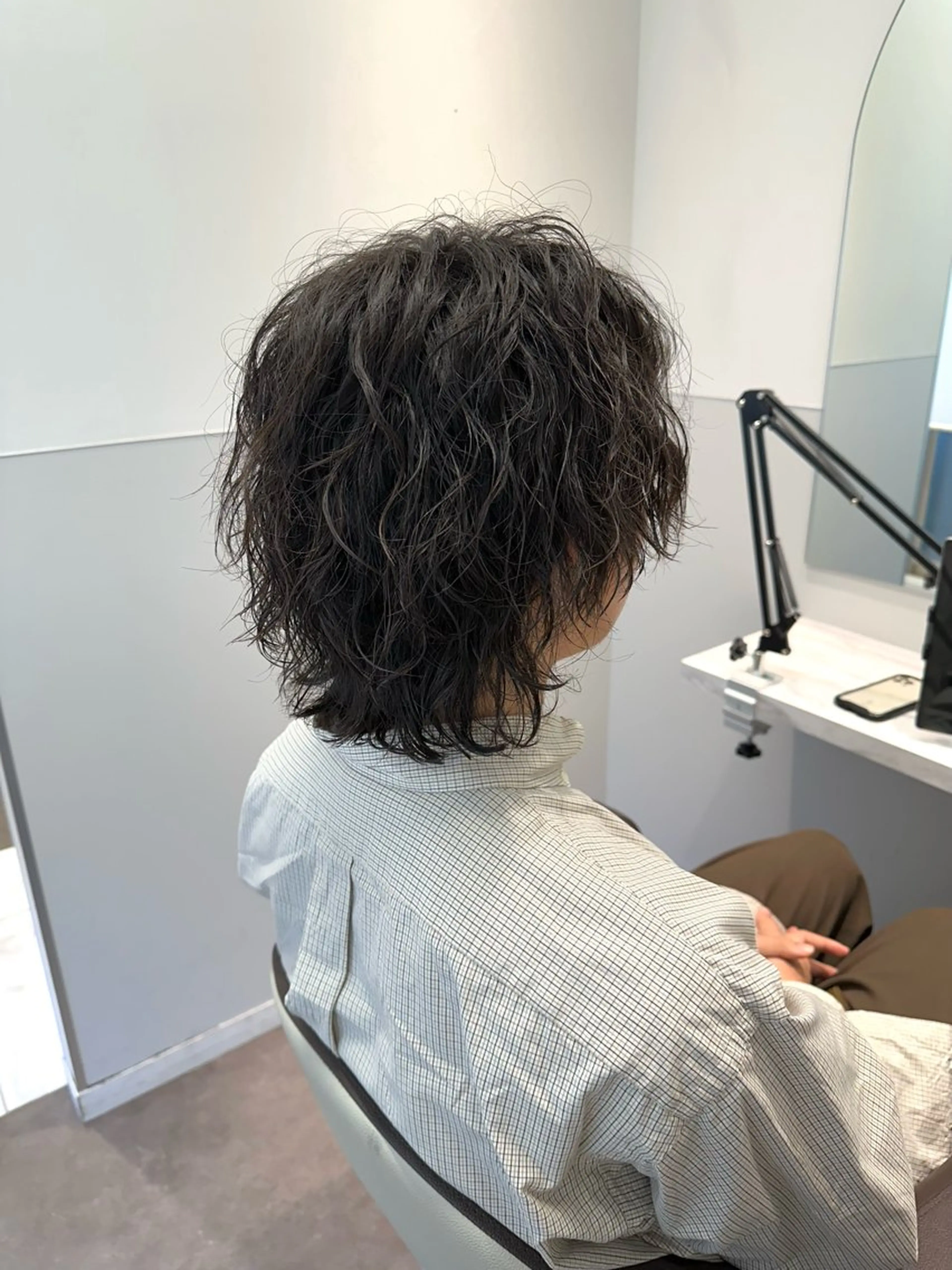 ミディアム パーマ メンズ センターパート メンズウルフカット ウルフカット カット パーマ SALOWIN大宮 /KYOHEI✂️のヘアスタイル