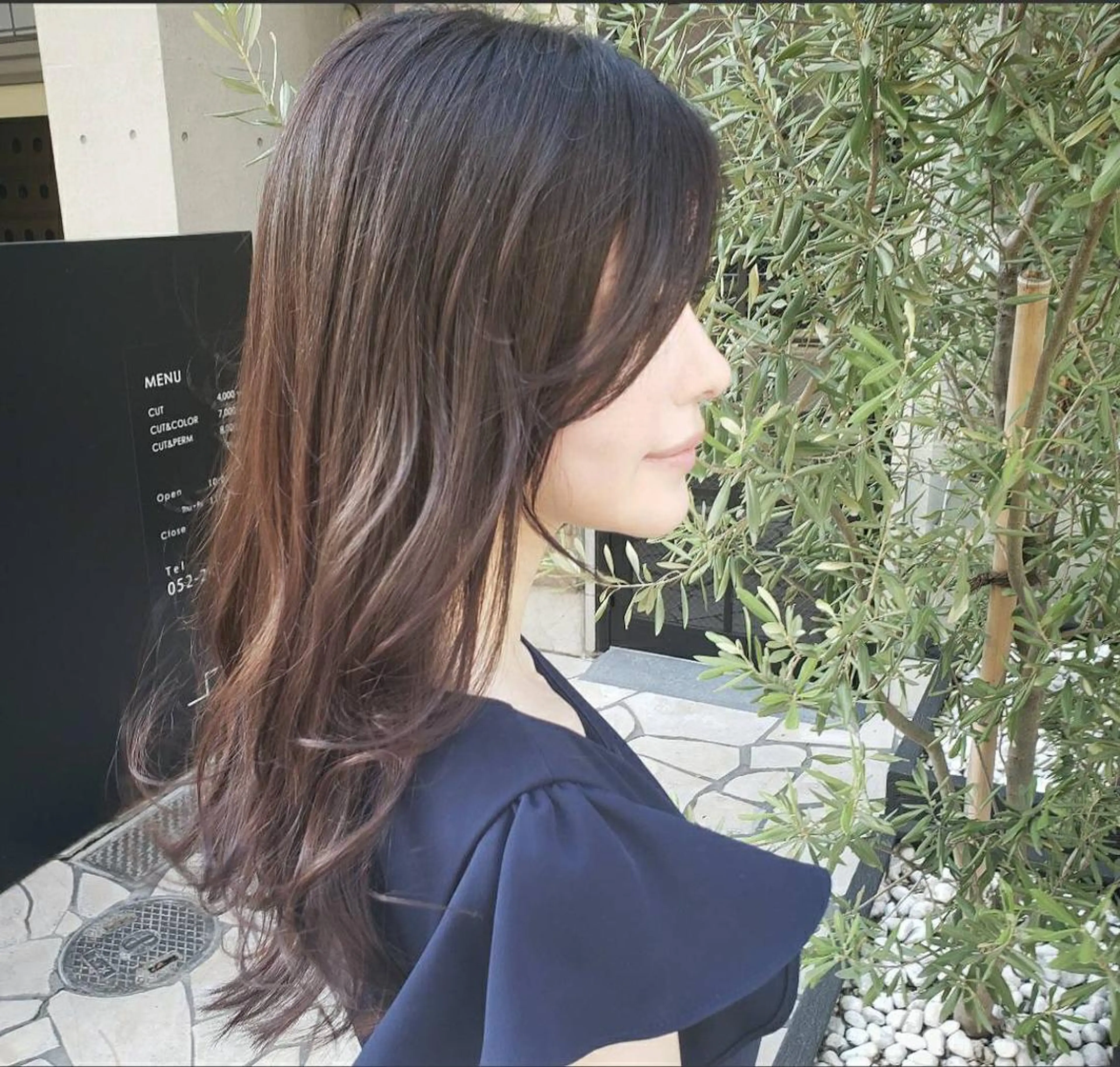 ロング Luana. 細澤のヘアスタイル