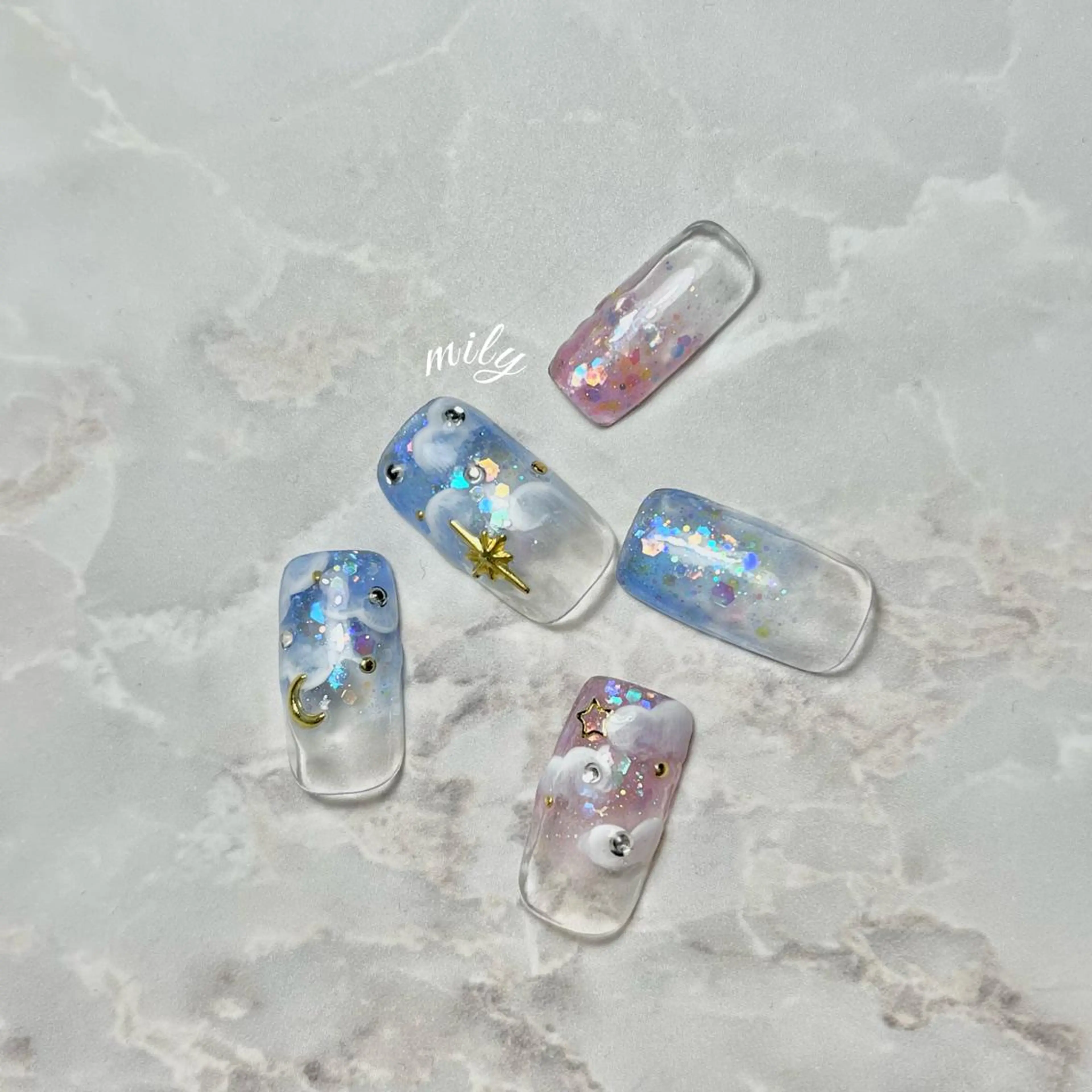 ネイル mily_harajuku所属・韓国ネイル☁️ haruna🌛のネイルデザイン