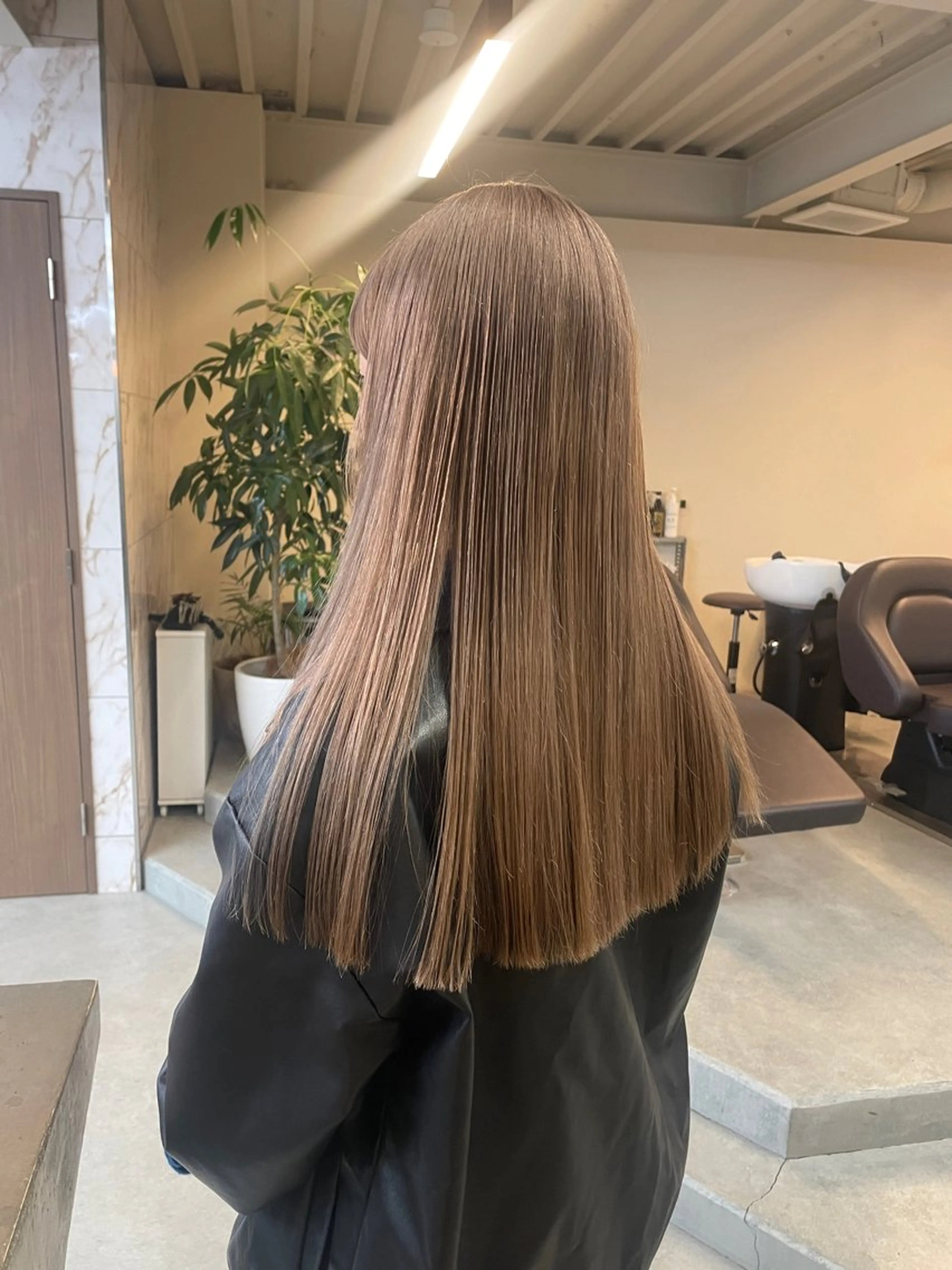 🫧韓国風ダブルカラー🫧初回半額💎トリートメントで更に艶髪に🌙ケアブリーチ追加で+2400円の写真