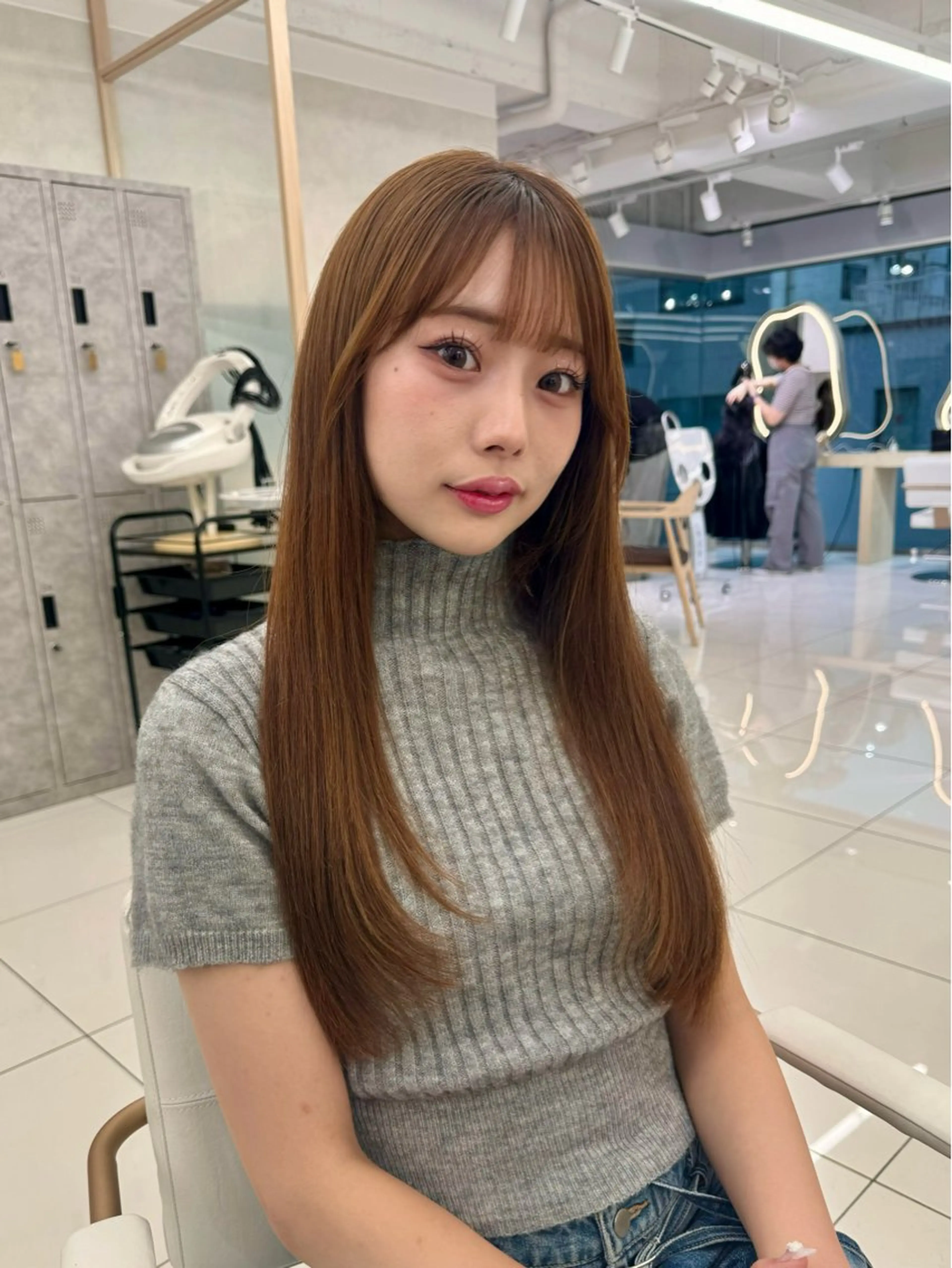 ロング 三鷹で1番ショート ボブをカットする新谷のヘアスタイル