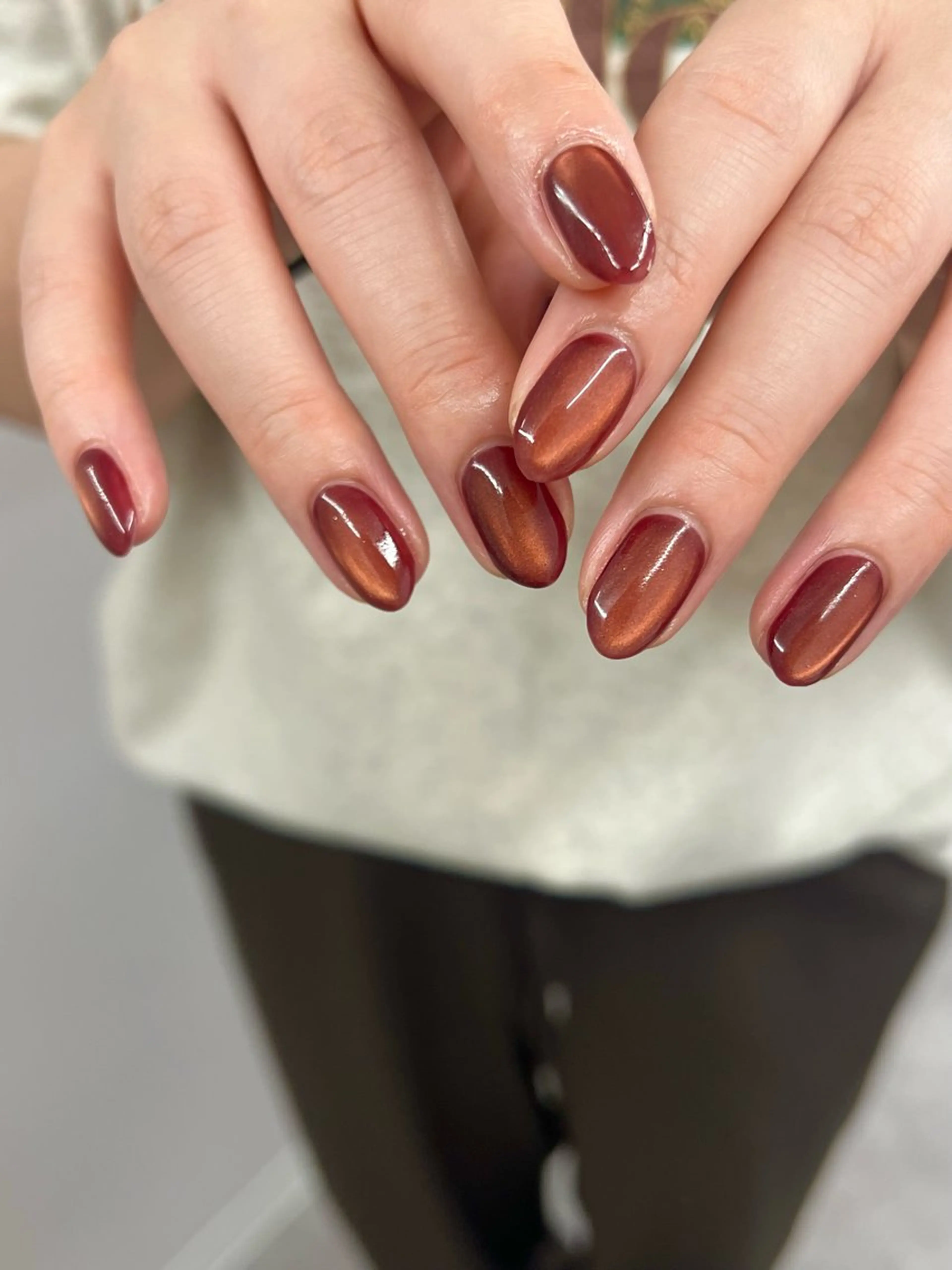 ネイル ボルドー ジェルネイル マグネットネイル ニュアンスネイル ワンカラーネイル ハンドネイル ハンドケア Bana_ Nailのネイルデザイン