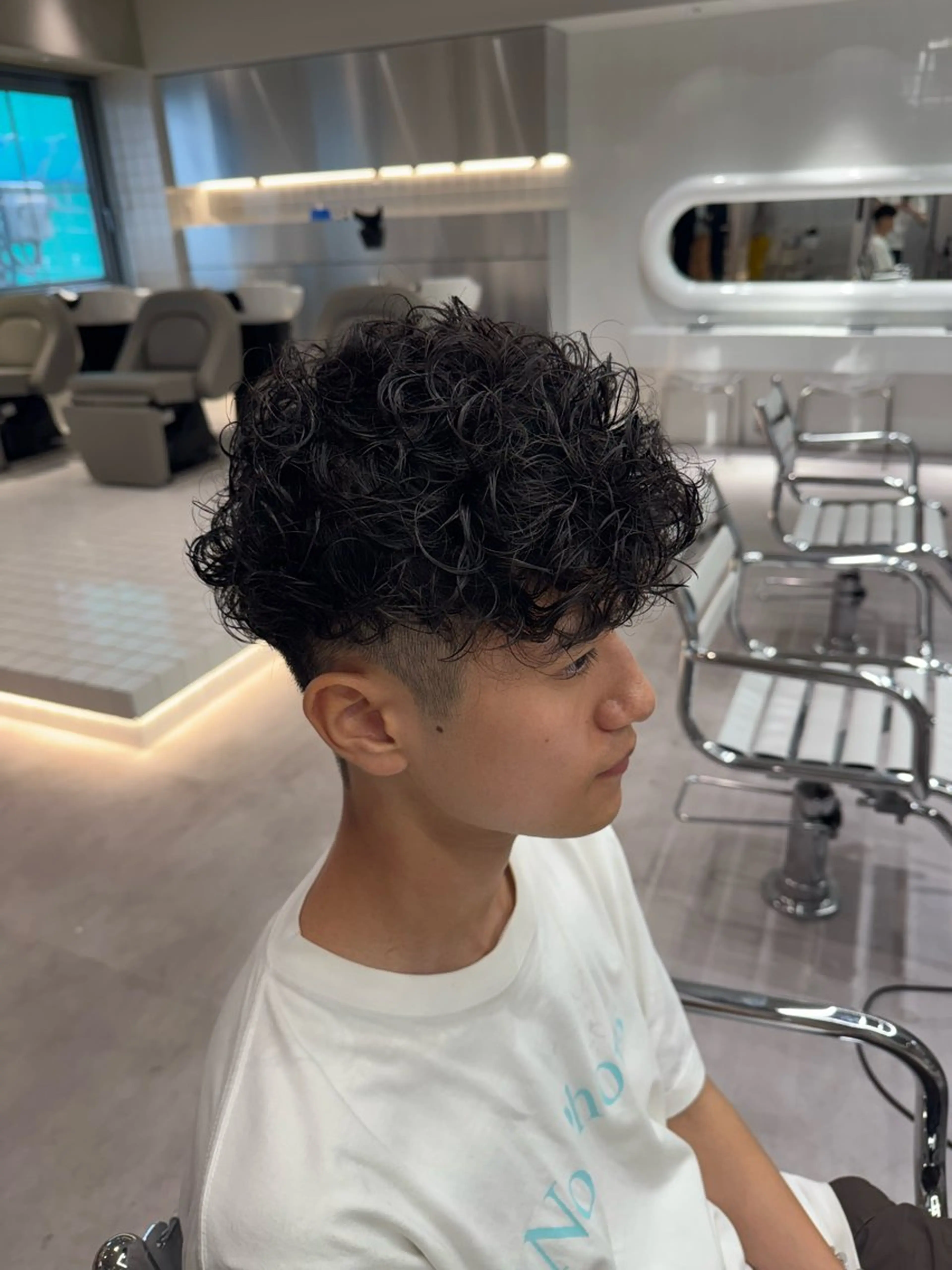 パーマ メンズ スペインカール ブリーチ/パーマ特化 片平和寿のヘアスタイル