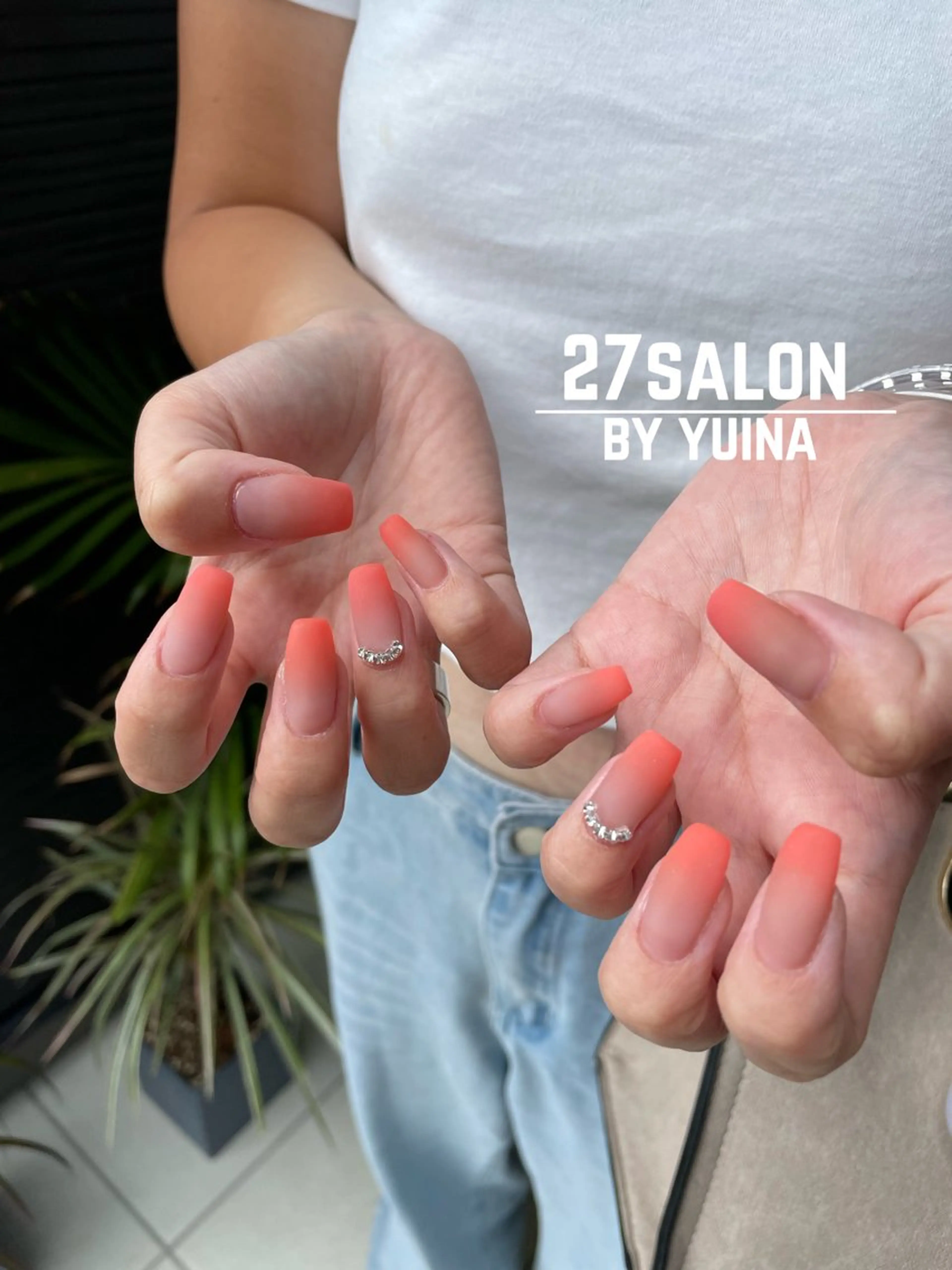 ネイル グラデーション マットネイル 27salon yuinaのネイルデザイン