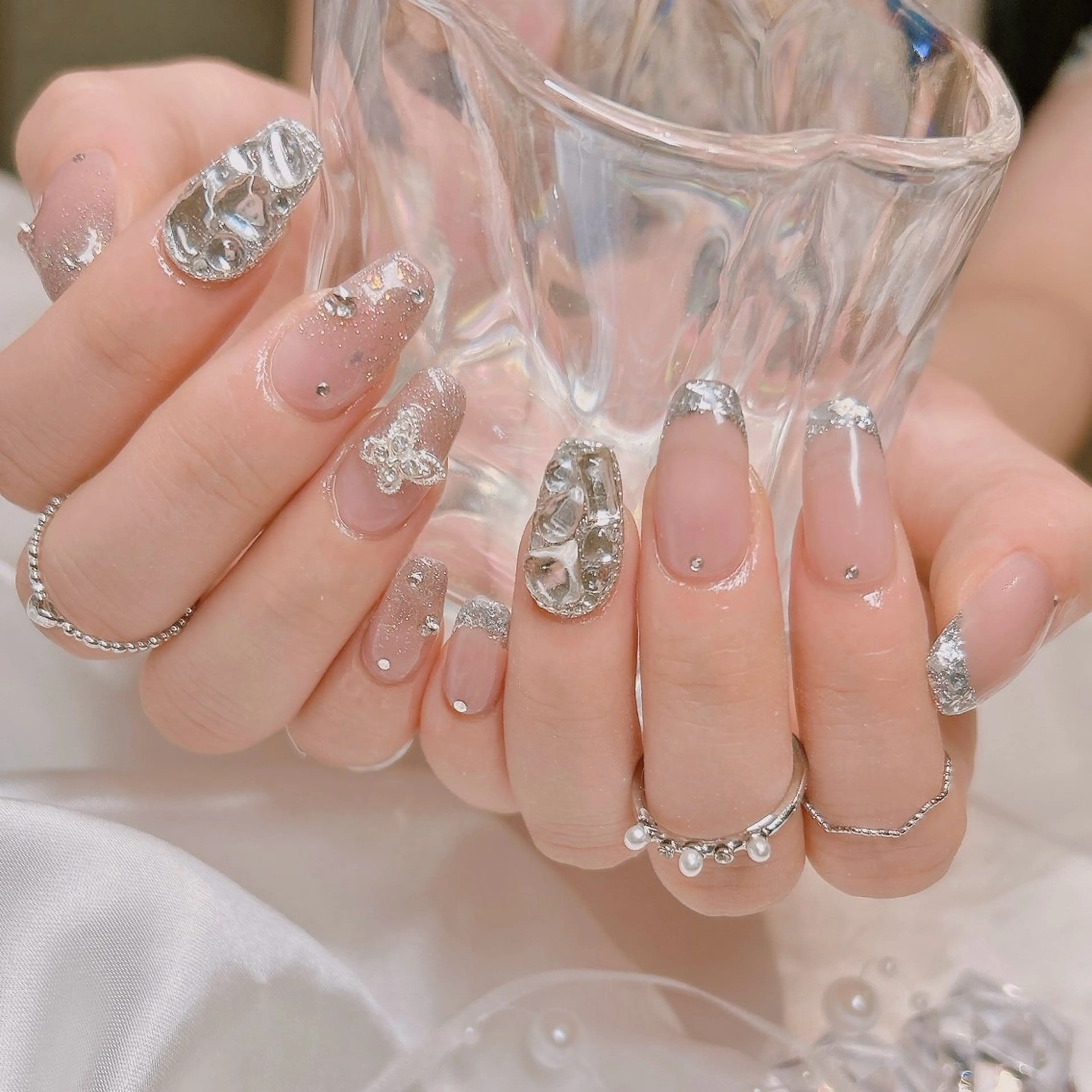 ネイル フレンチネイル ガラスフレンチ ハンドネイル junna 金山.東別院.上前津のネイルデザイン