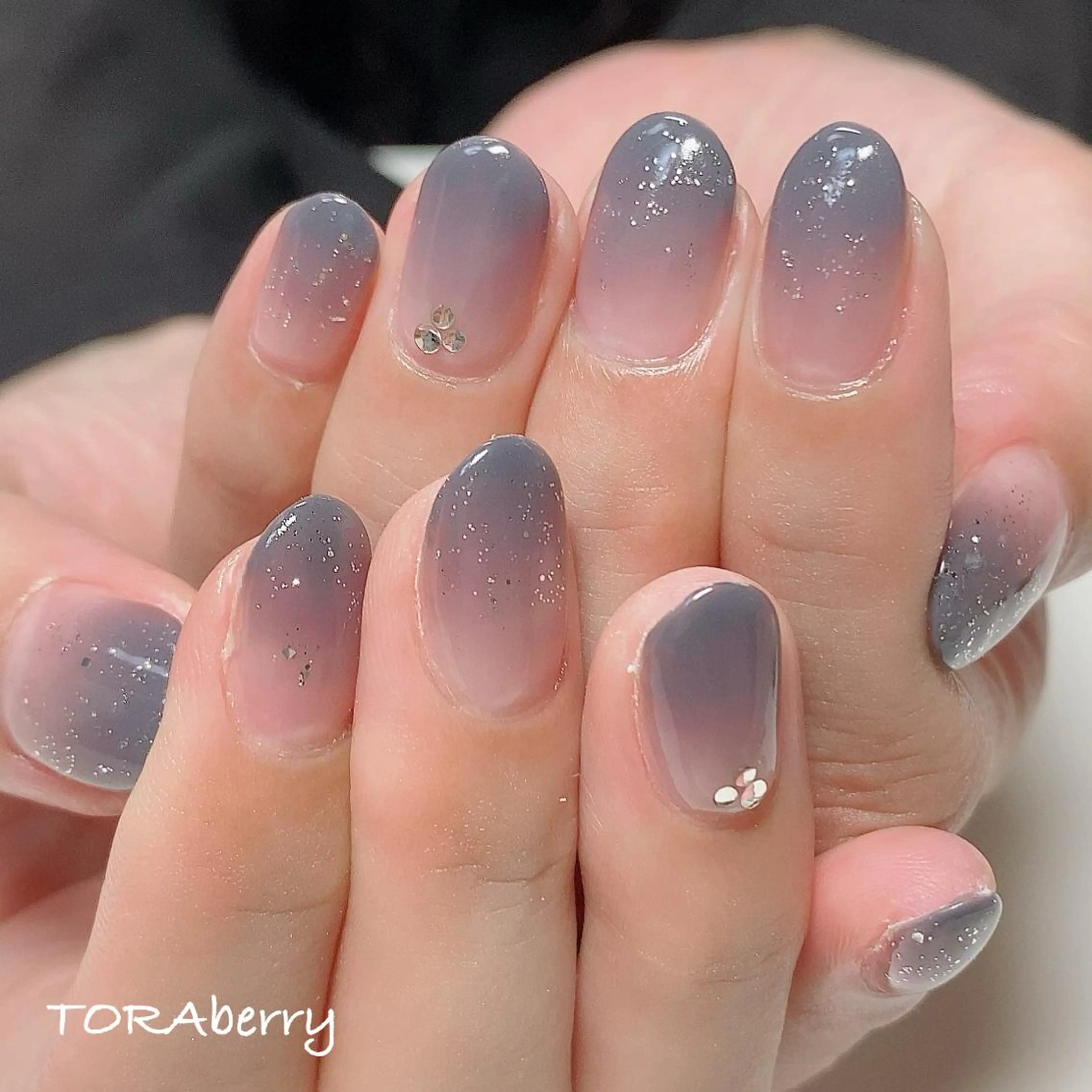 ネイル ハンドネイル ネイリスト なつみのネイルデザイン