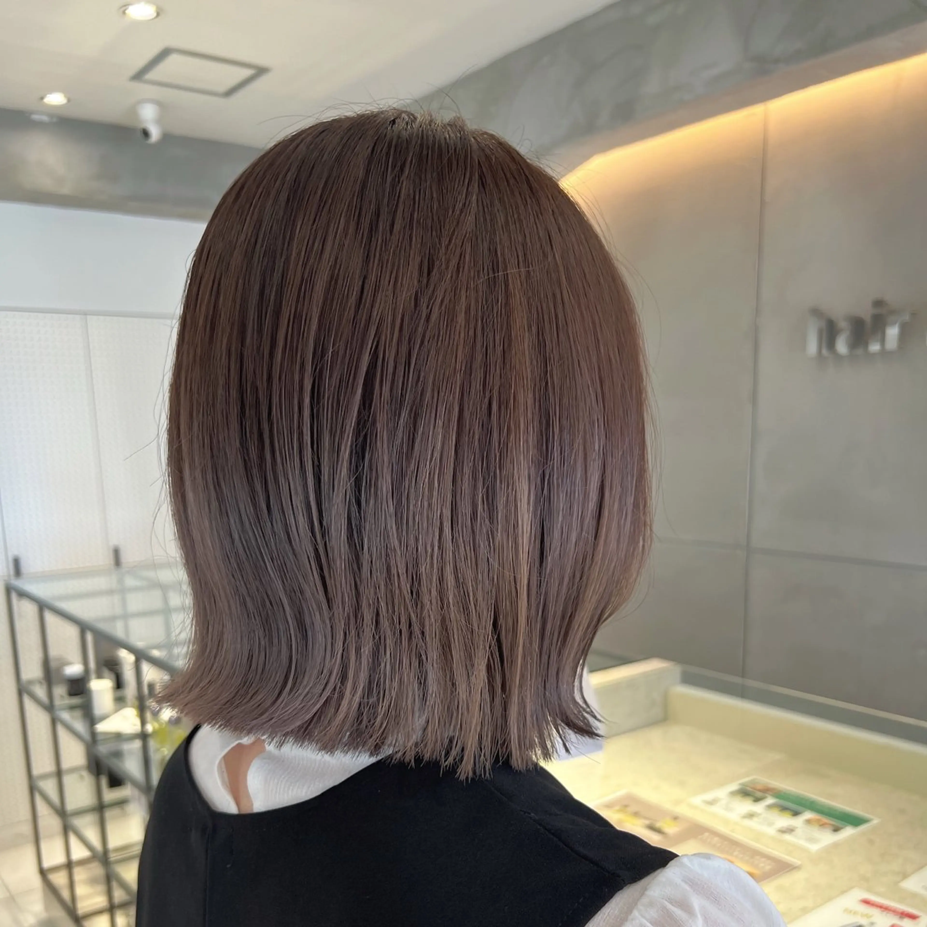 ショート カラー ボブ 三上 恵里奈のヘアスタイル
