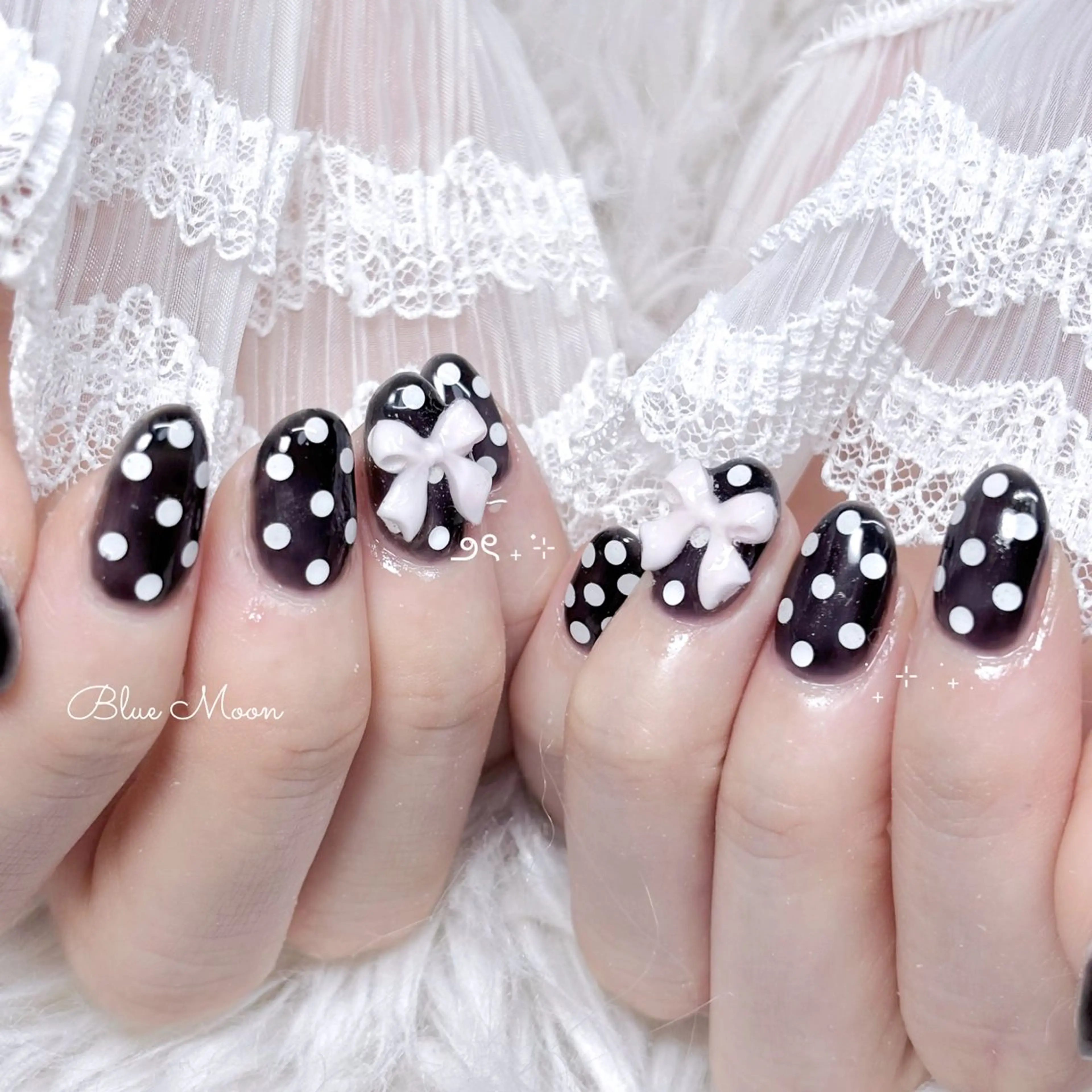 ネイル リボン ハンドネイル フットネイル ハンドケア nail salon Blue Moonのネイルデザイン