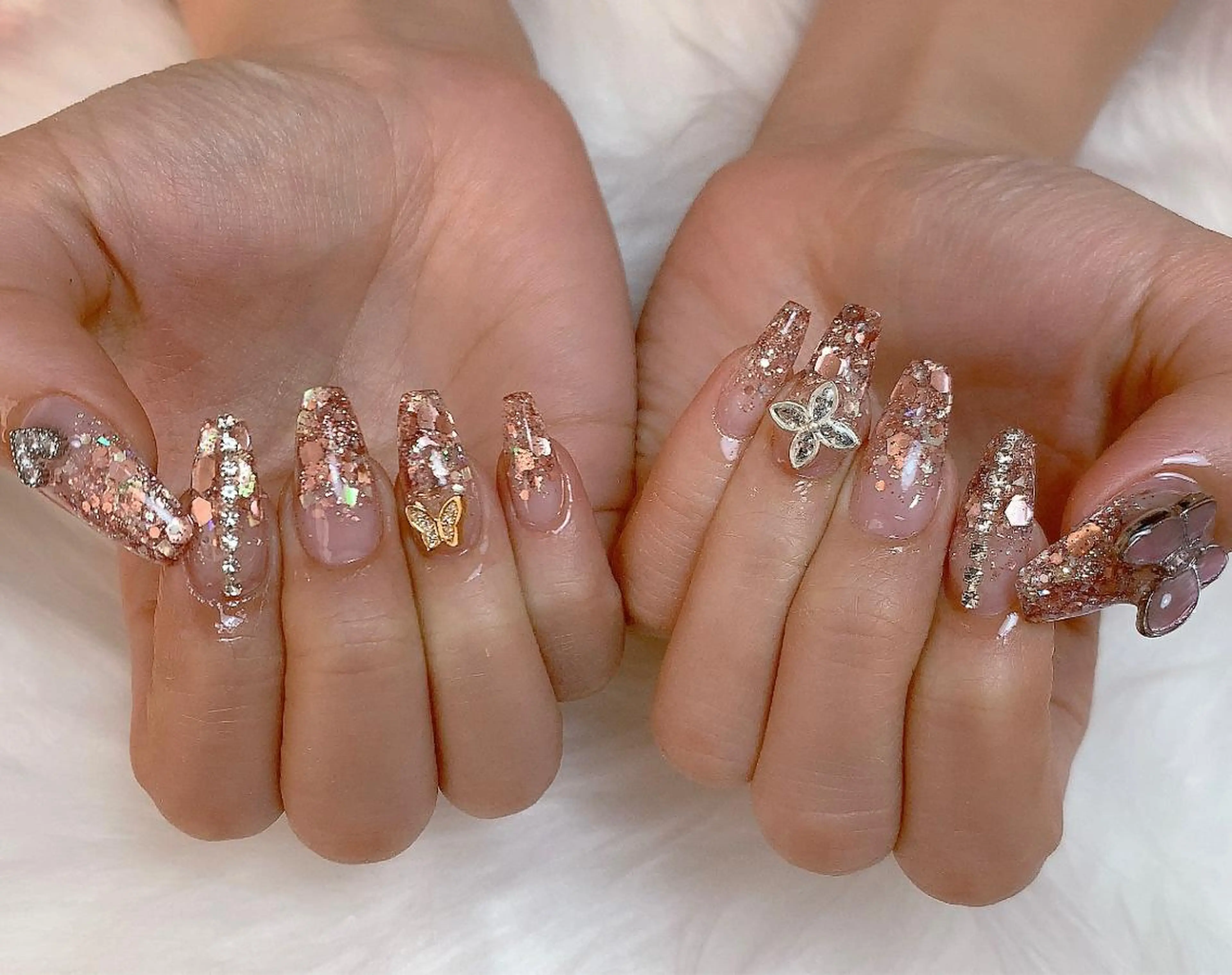 《オフなし》スカルプ🌺ラメグラデーションの写真