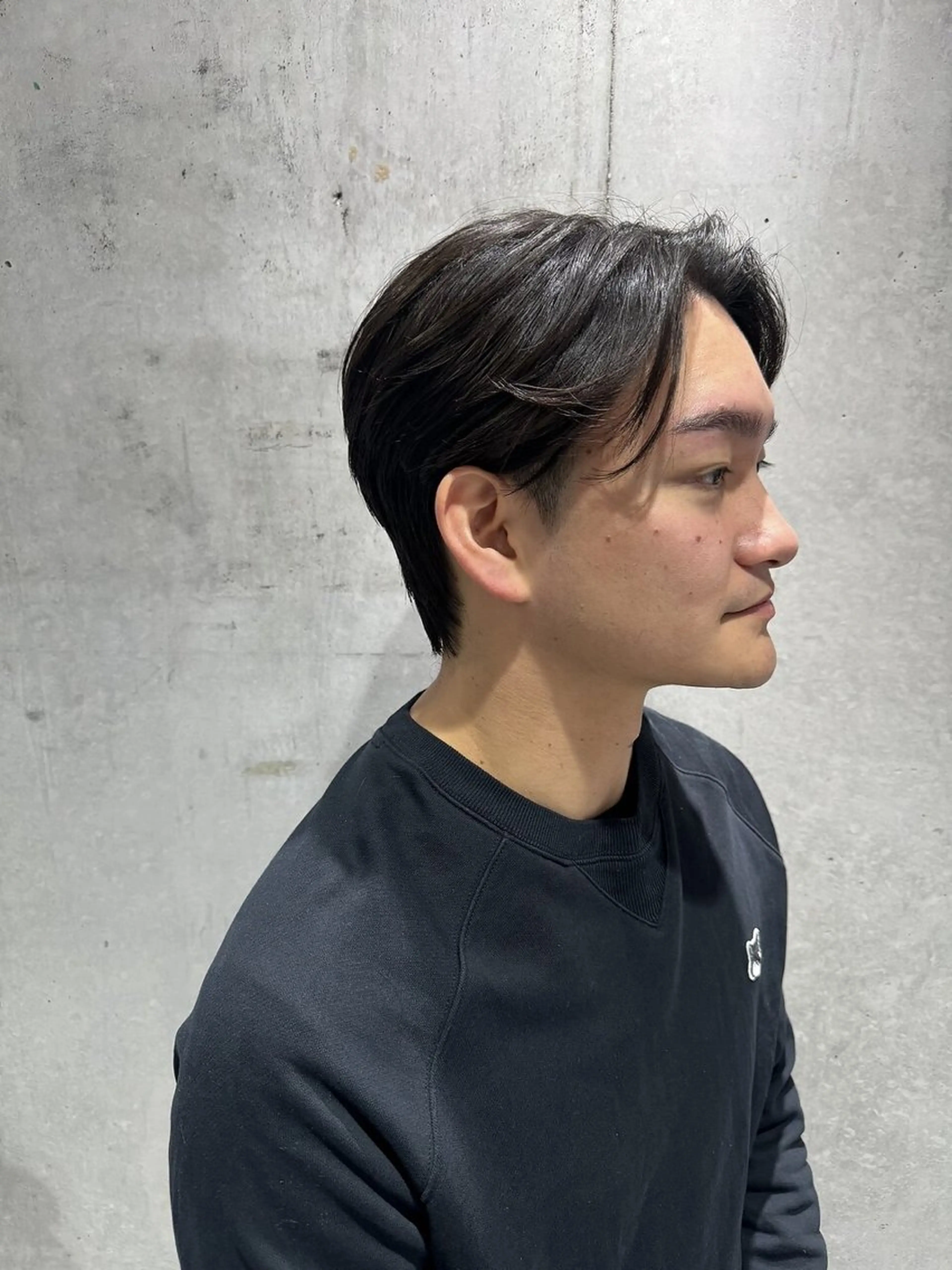 メンズ センターパート ダウンパーマ フェードカット フェザーパーマ カルマパーマ カット パーマ 布施メンズ特化美容師 秋山　涼のヘアスタイル