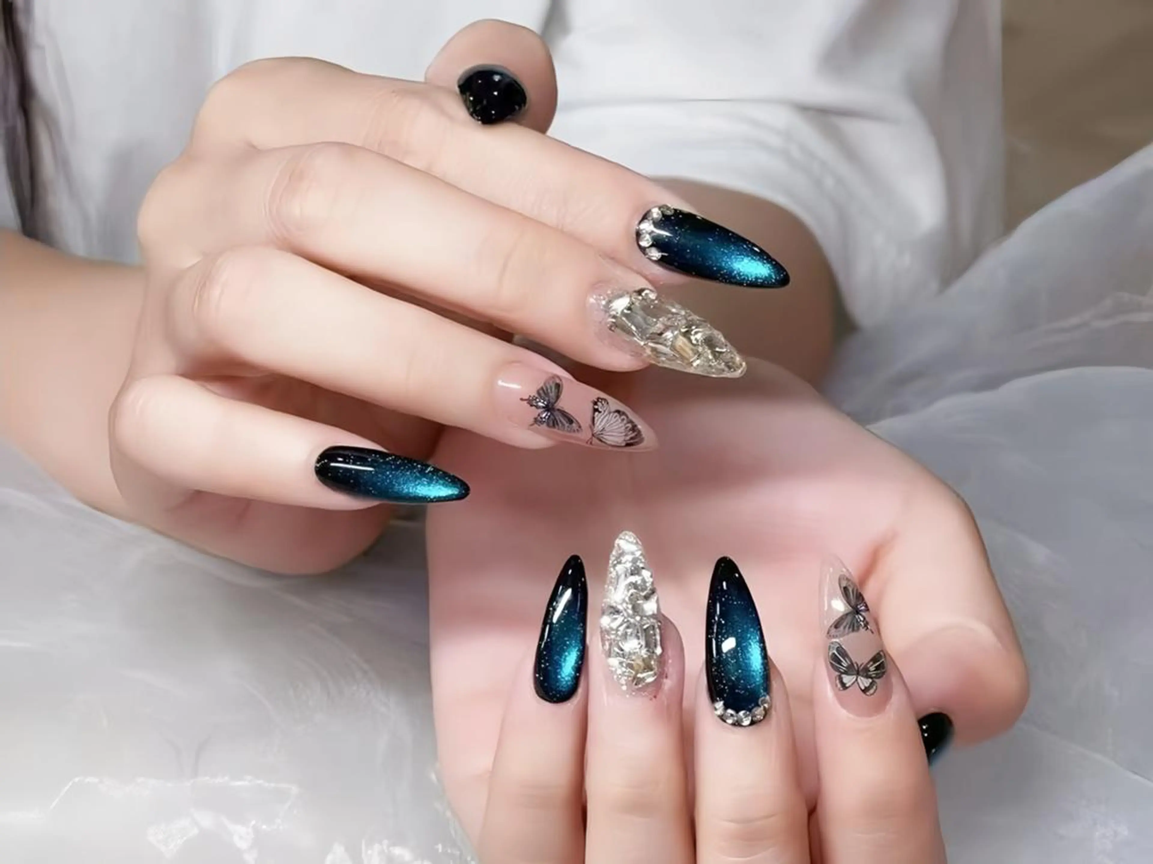 ネイル ハンドネイル ハンドケア Lucky Nail Studioのネイルデザイン