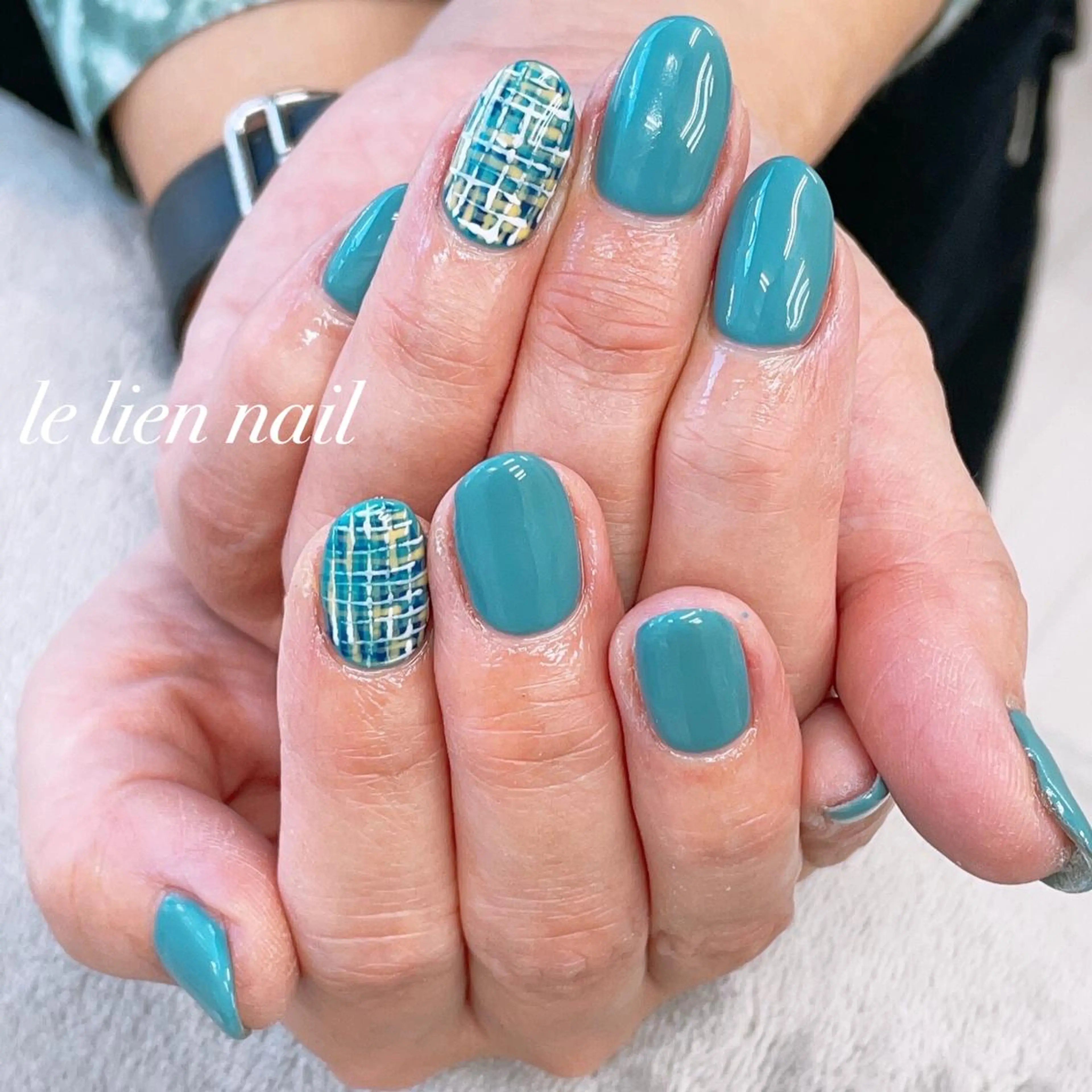 ショート le lien nailのネイルデザイン
