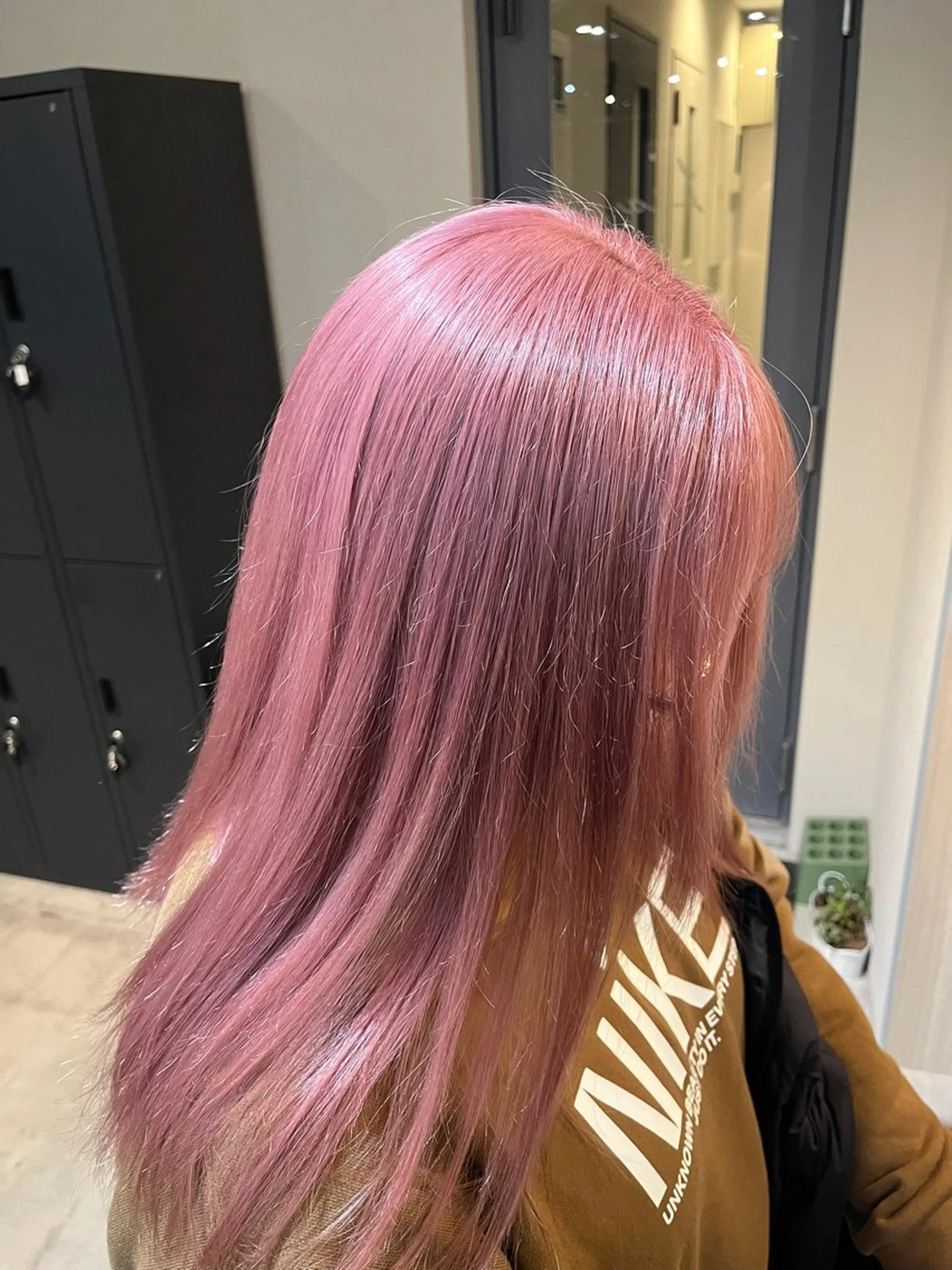 ミディアム カラー ブリーチ Lia 瑠莉花のヘアスタイル